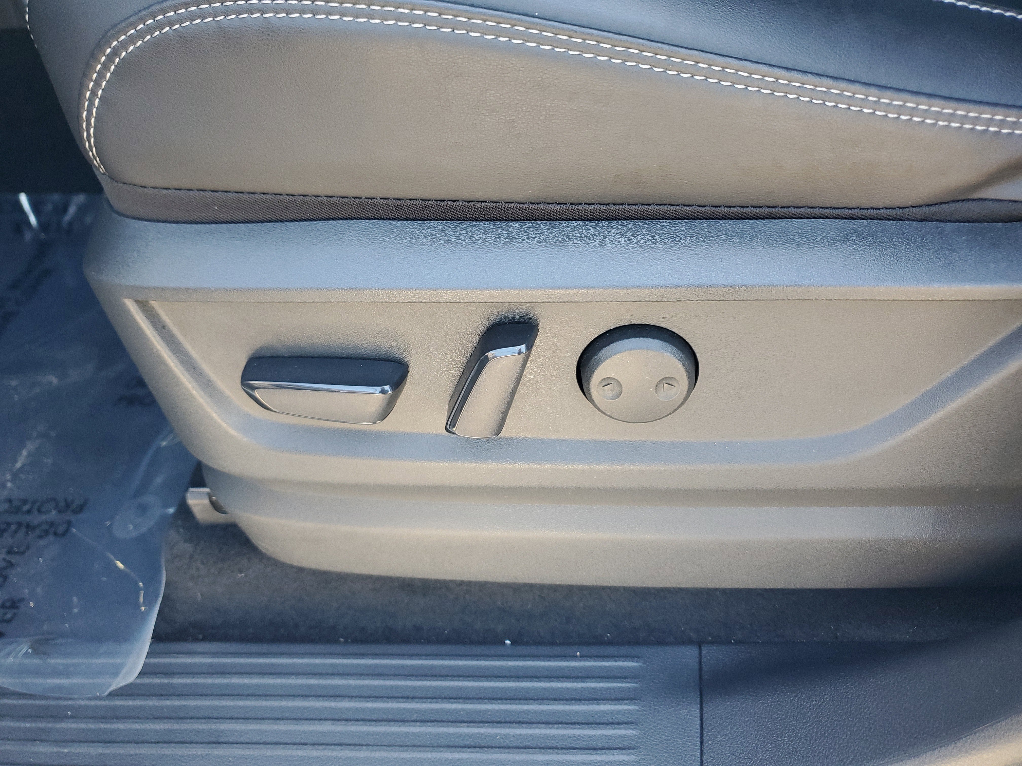 2025 Nissan Armada SL