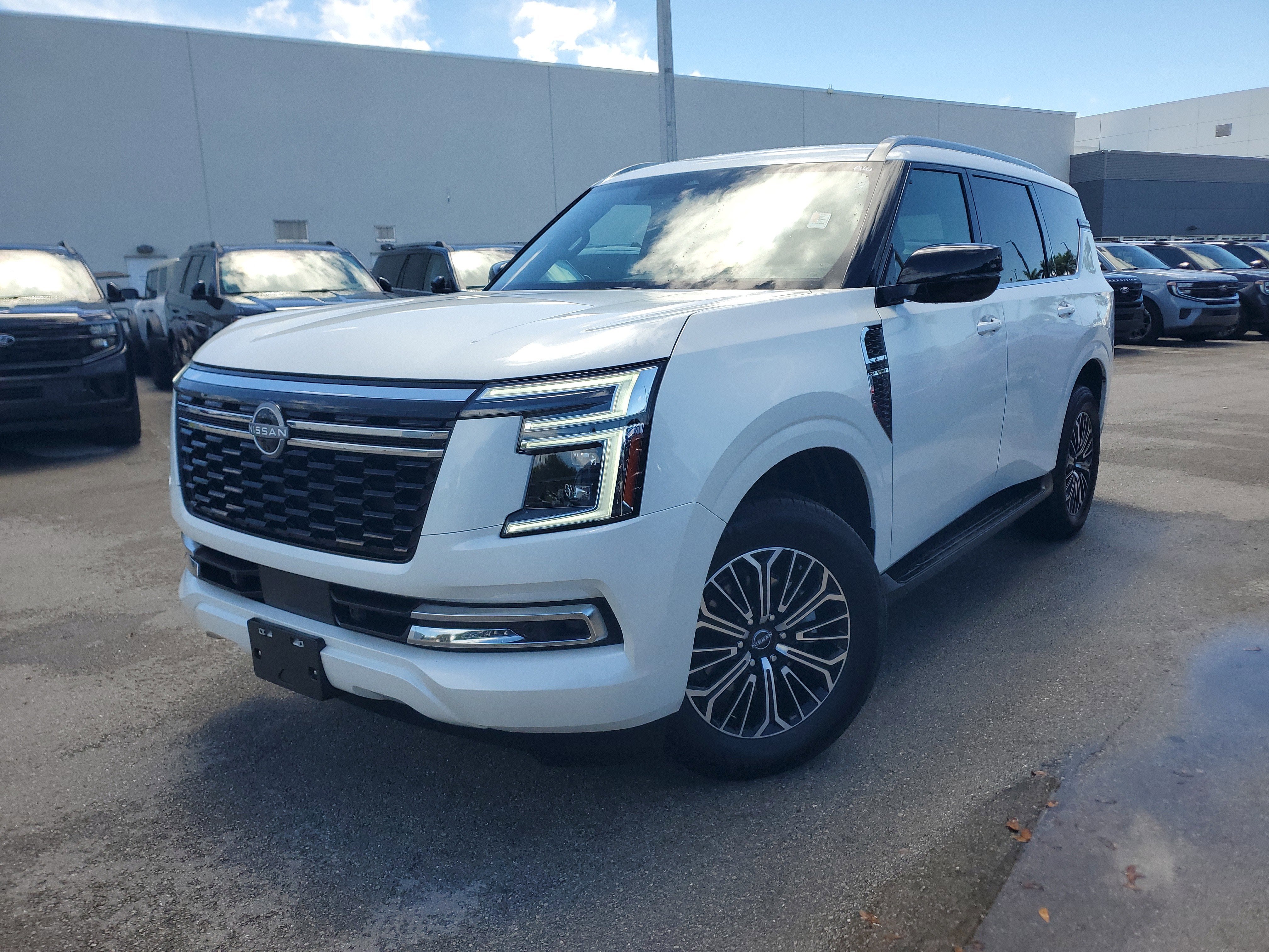 2025 Nissan Armada SL