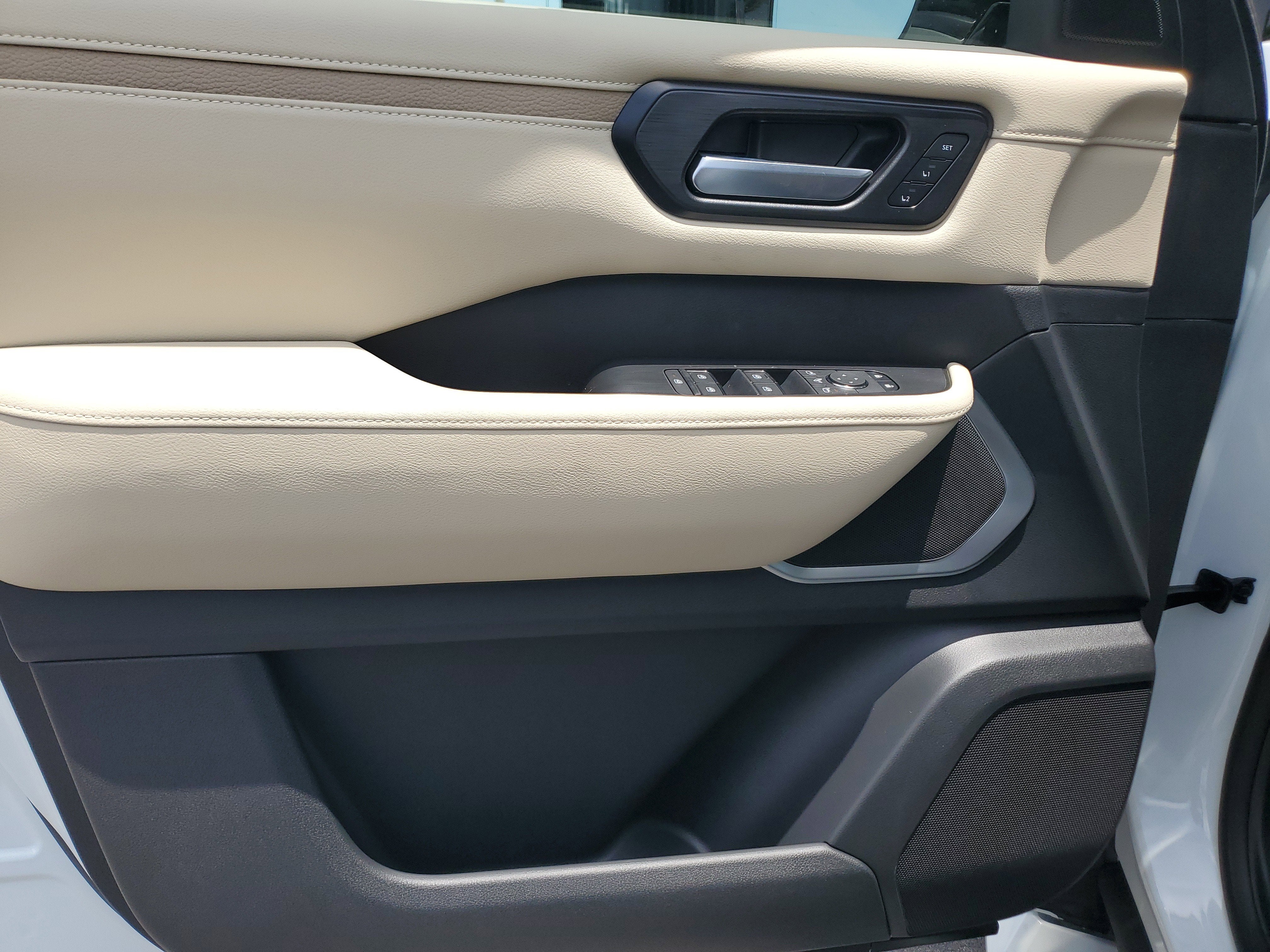 2025 Nissan Armada Platinum Reserve