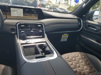 2025 Nissan Armada Platinum