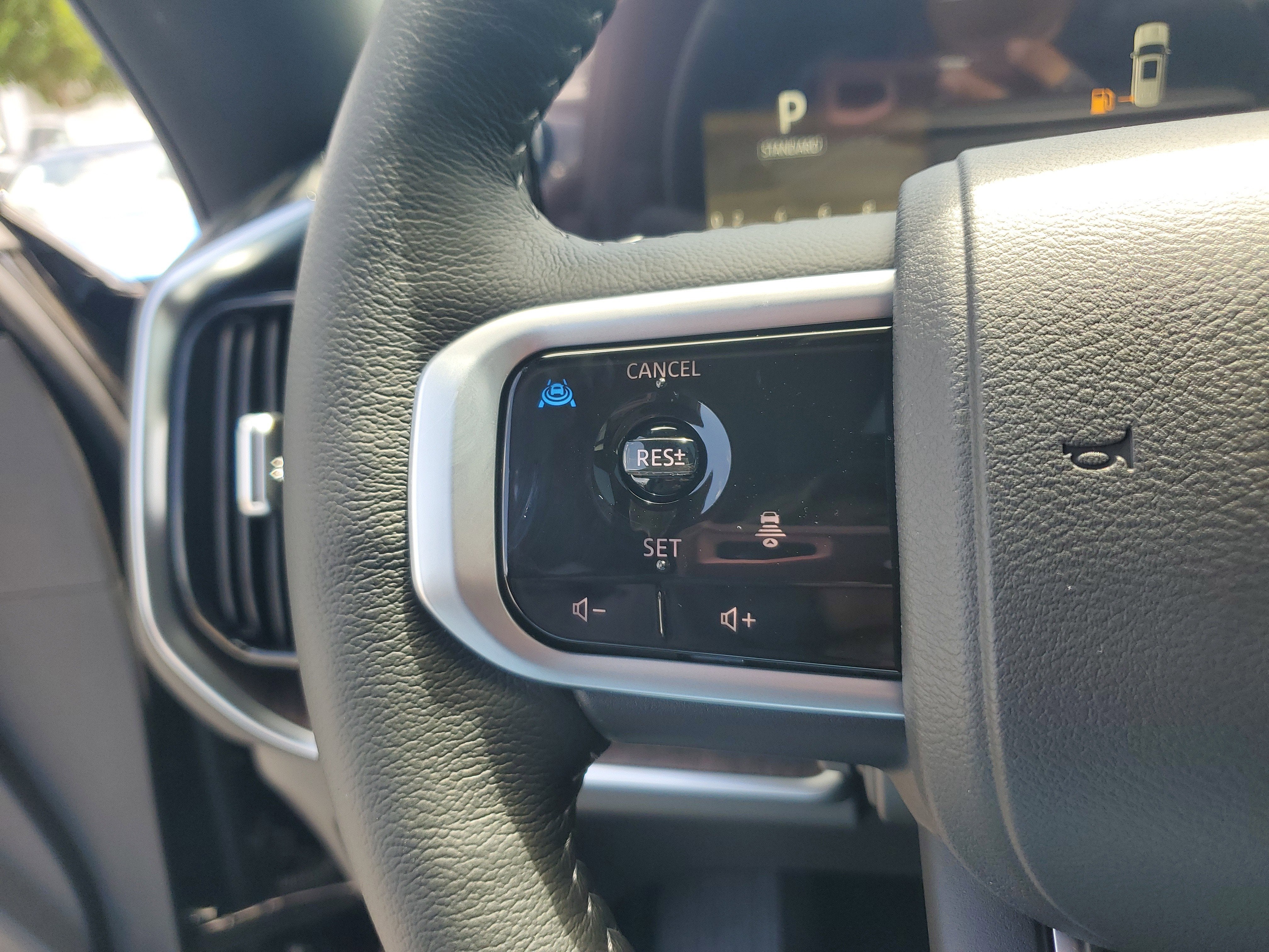 2025 Nissan Armada Platinum