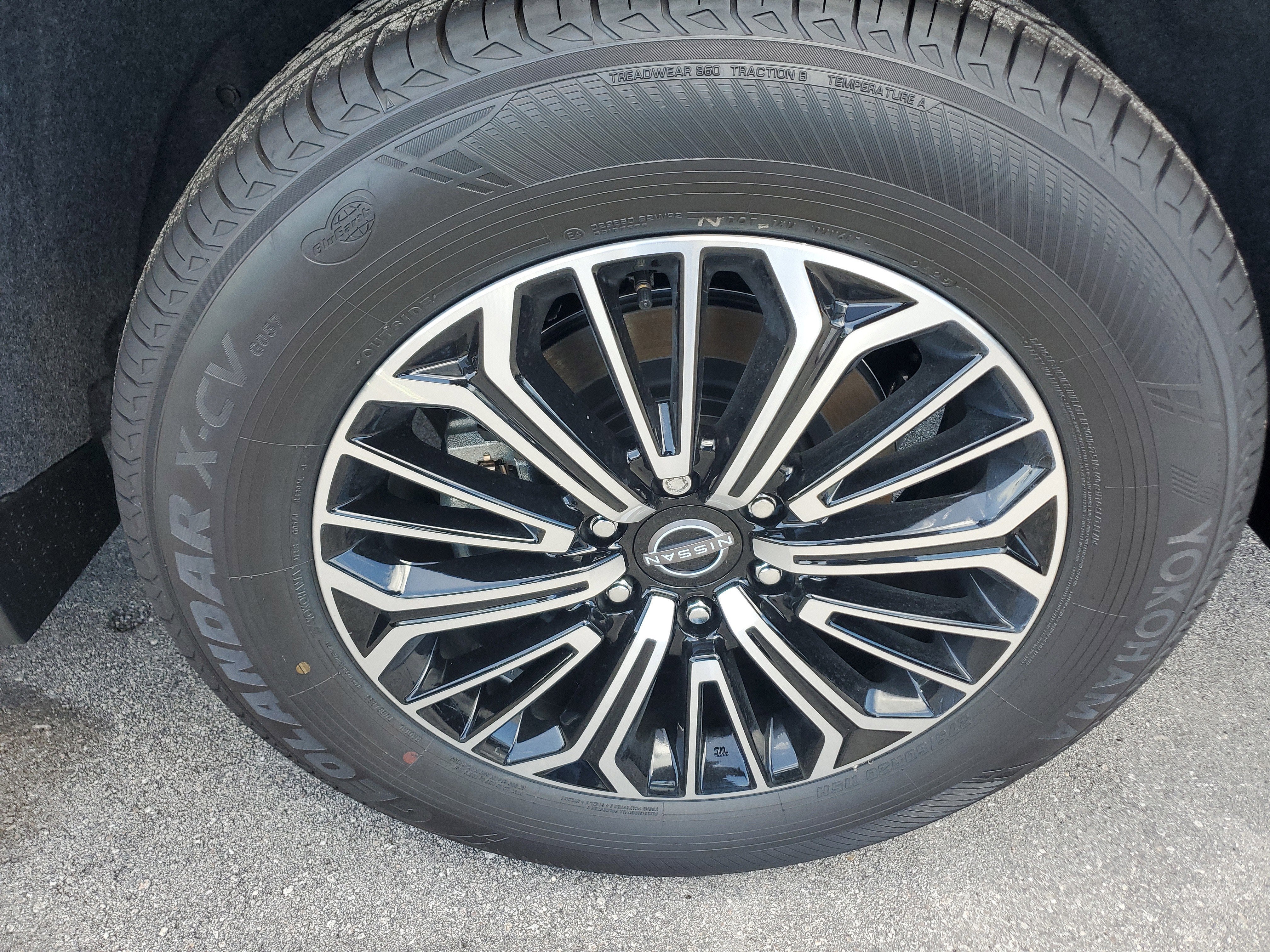 2025 Nissan Armada Platinum