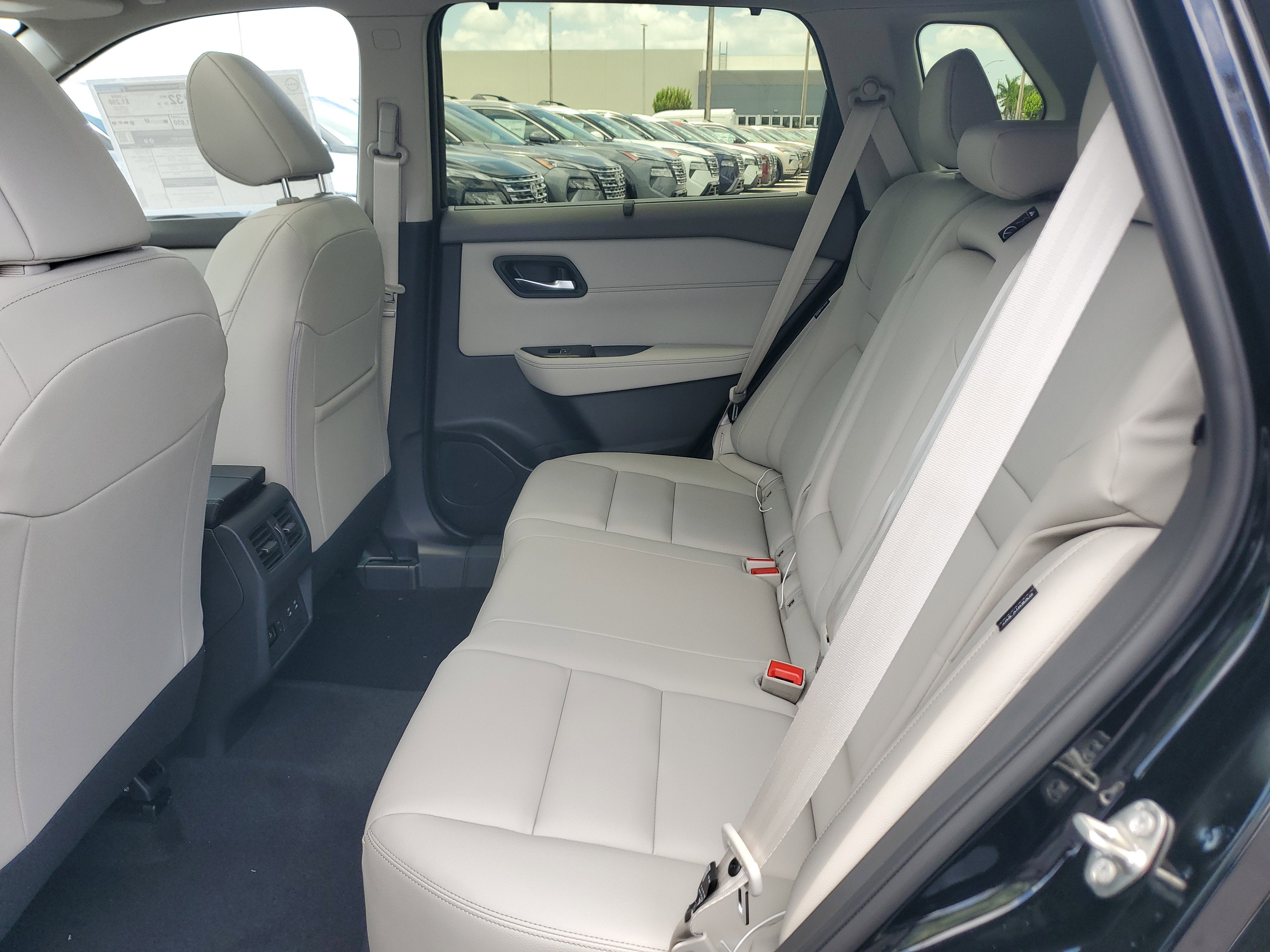 2025 Nissan Rogue SL