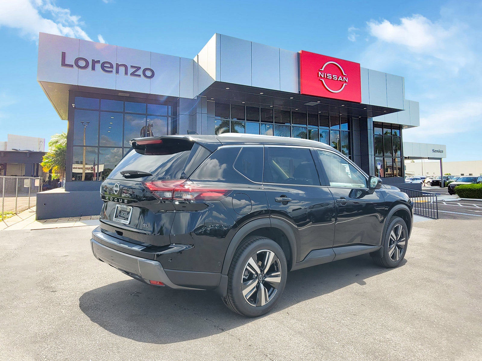 2025 Nissan Rogue SL