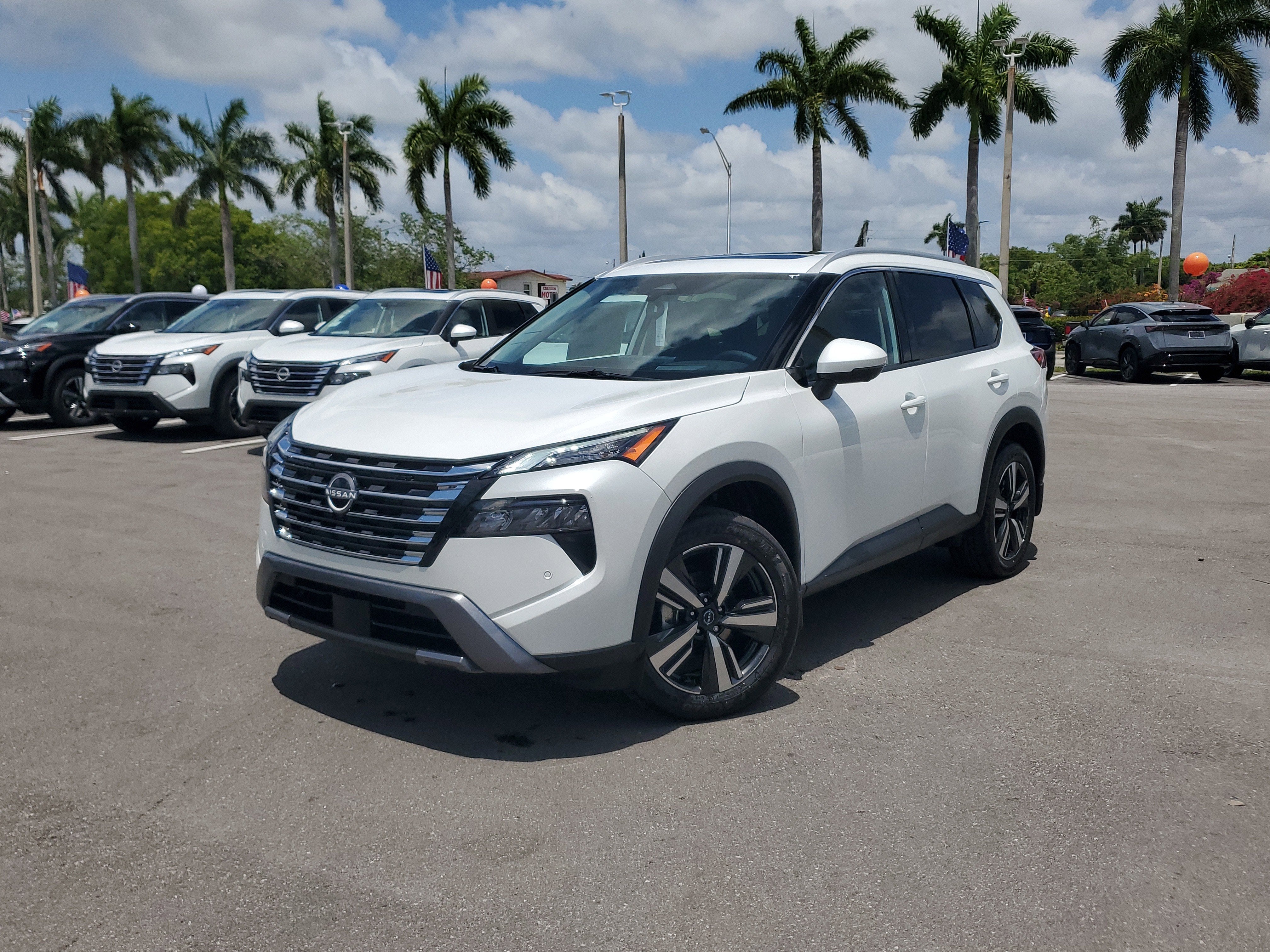 2025 Nissan Rogue SL