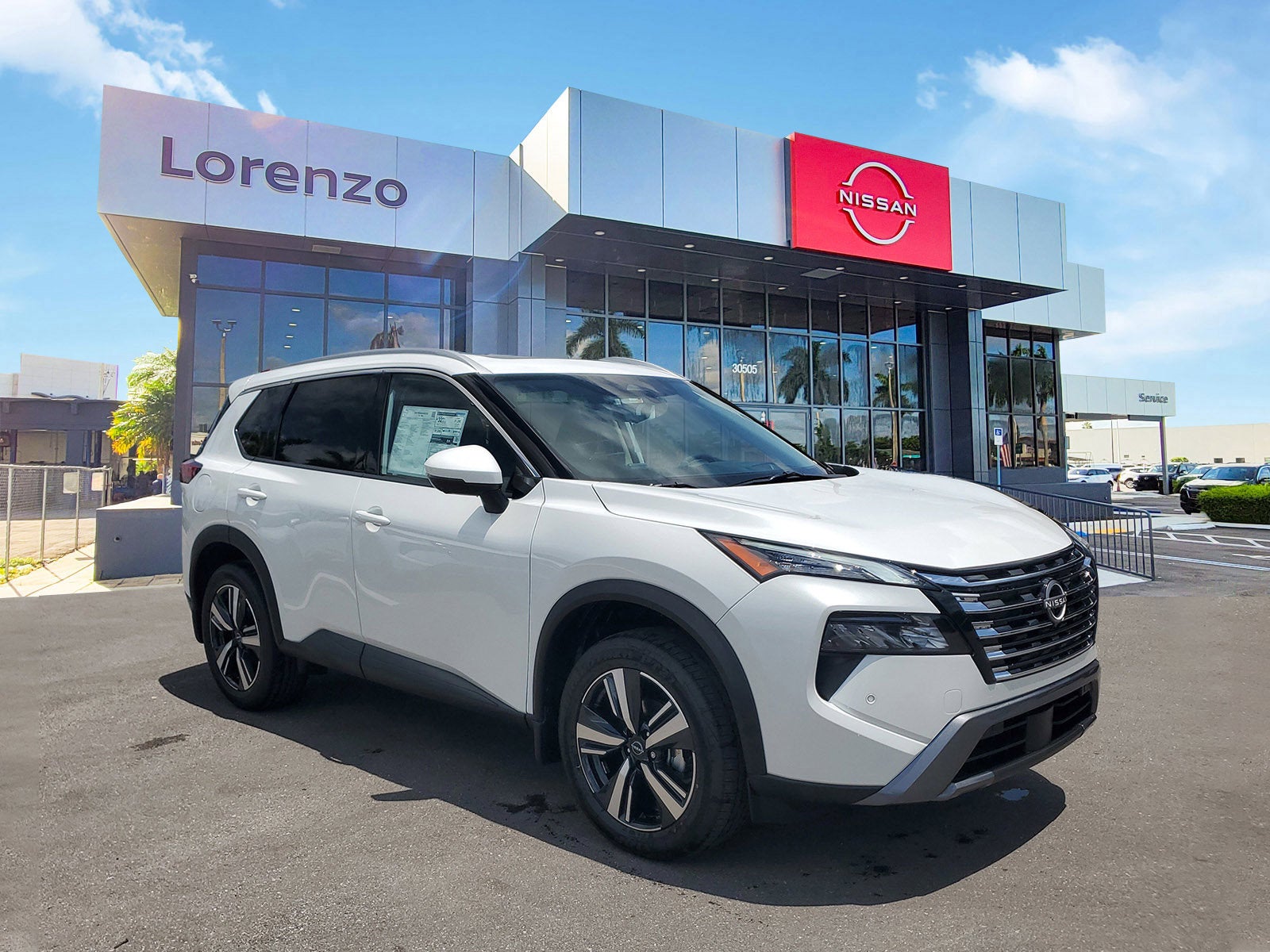 2025 Nissan Rogue SL