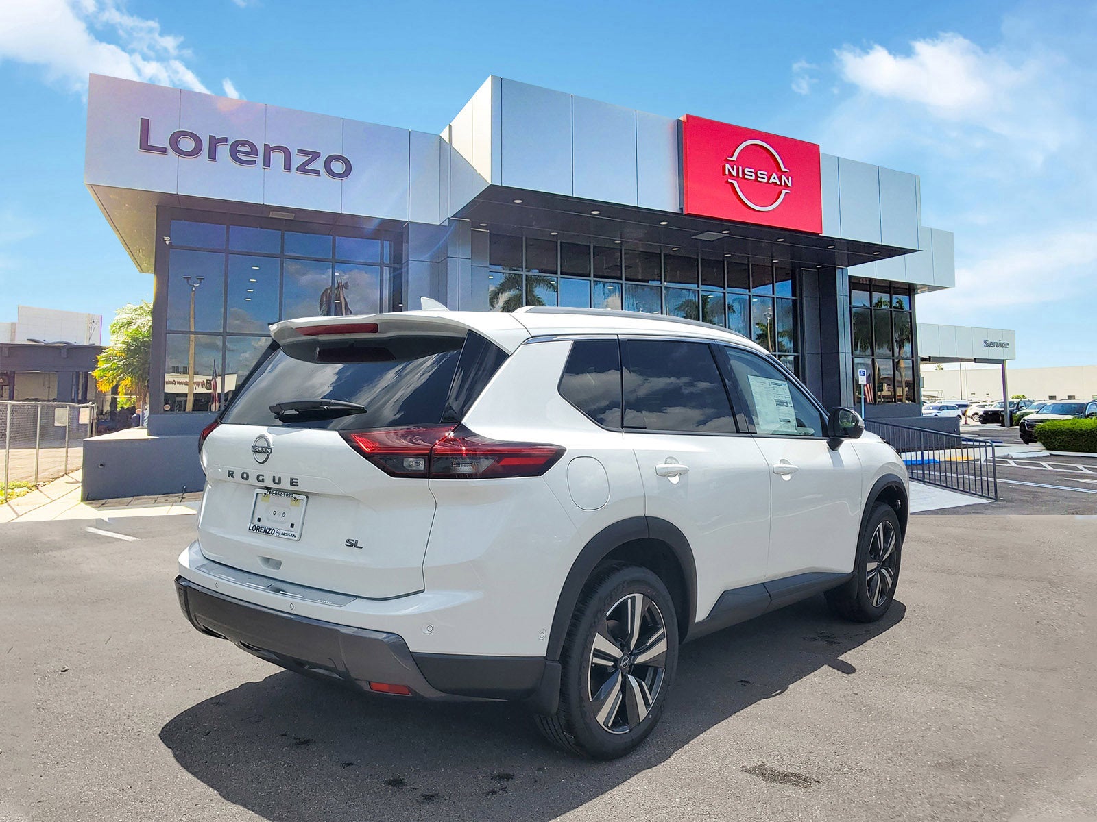 2025 Nissan Rogue SL