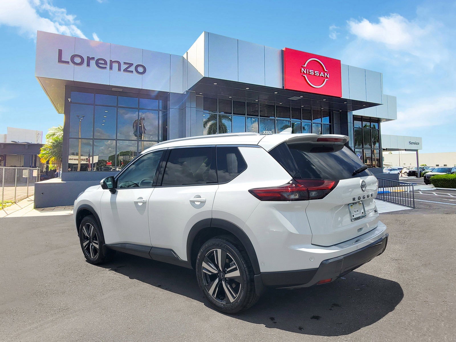 2025 Nissan Rogue SL