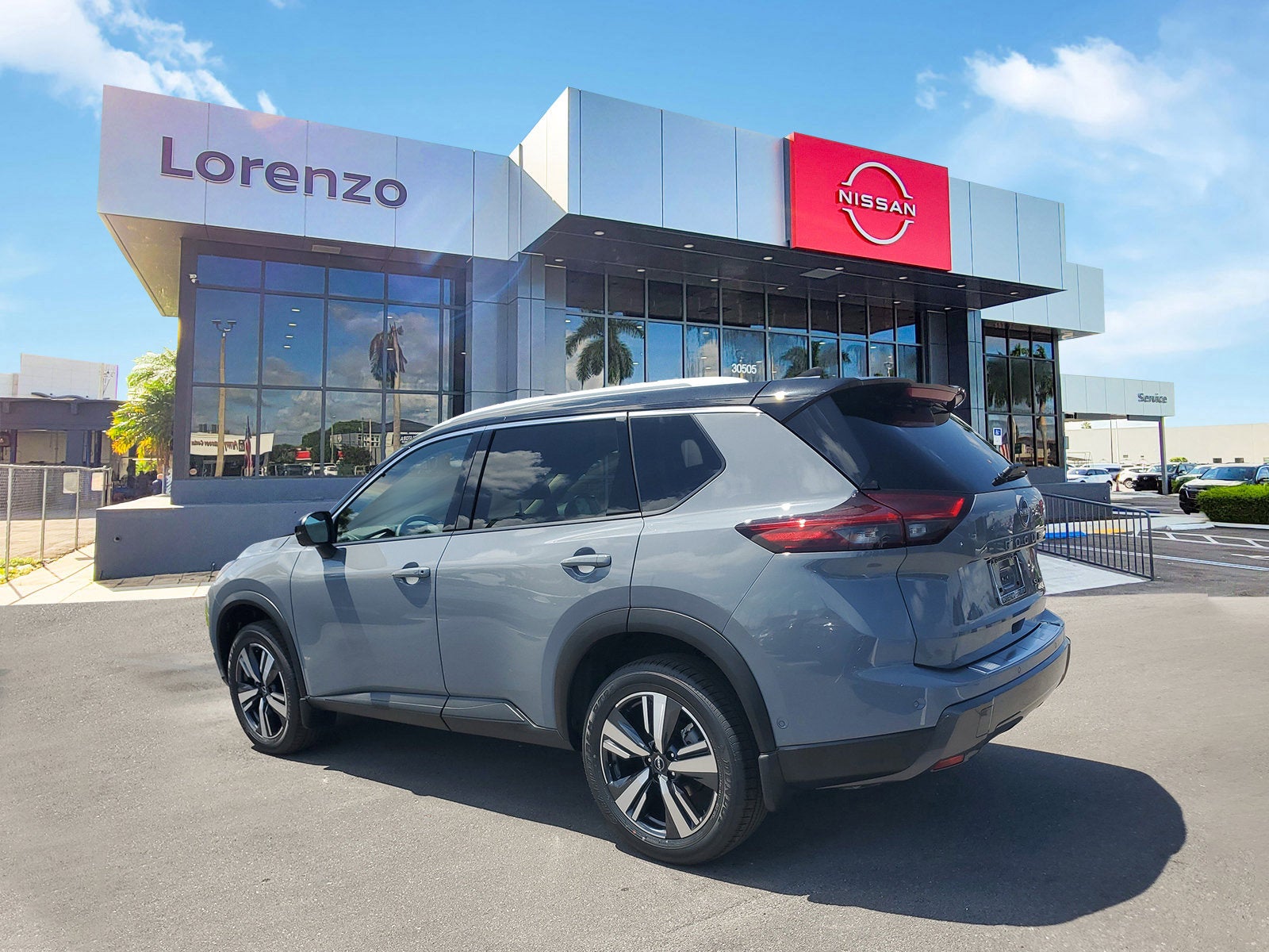 2025 Nissan Rogue SL