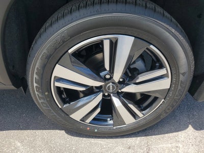 2025 Nissan Rogue SL