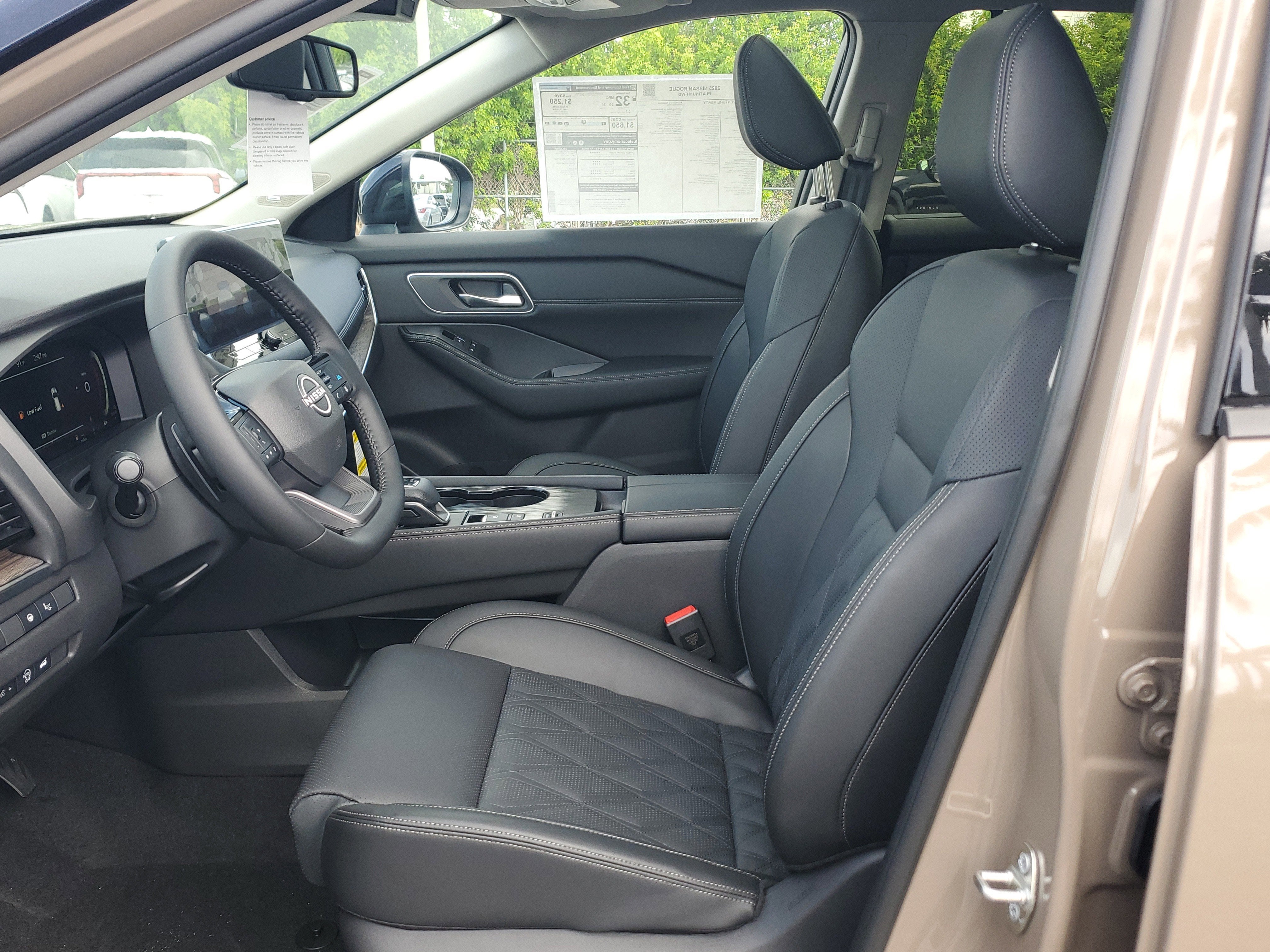 2025 Nissan Rogue Platinum