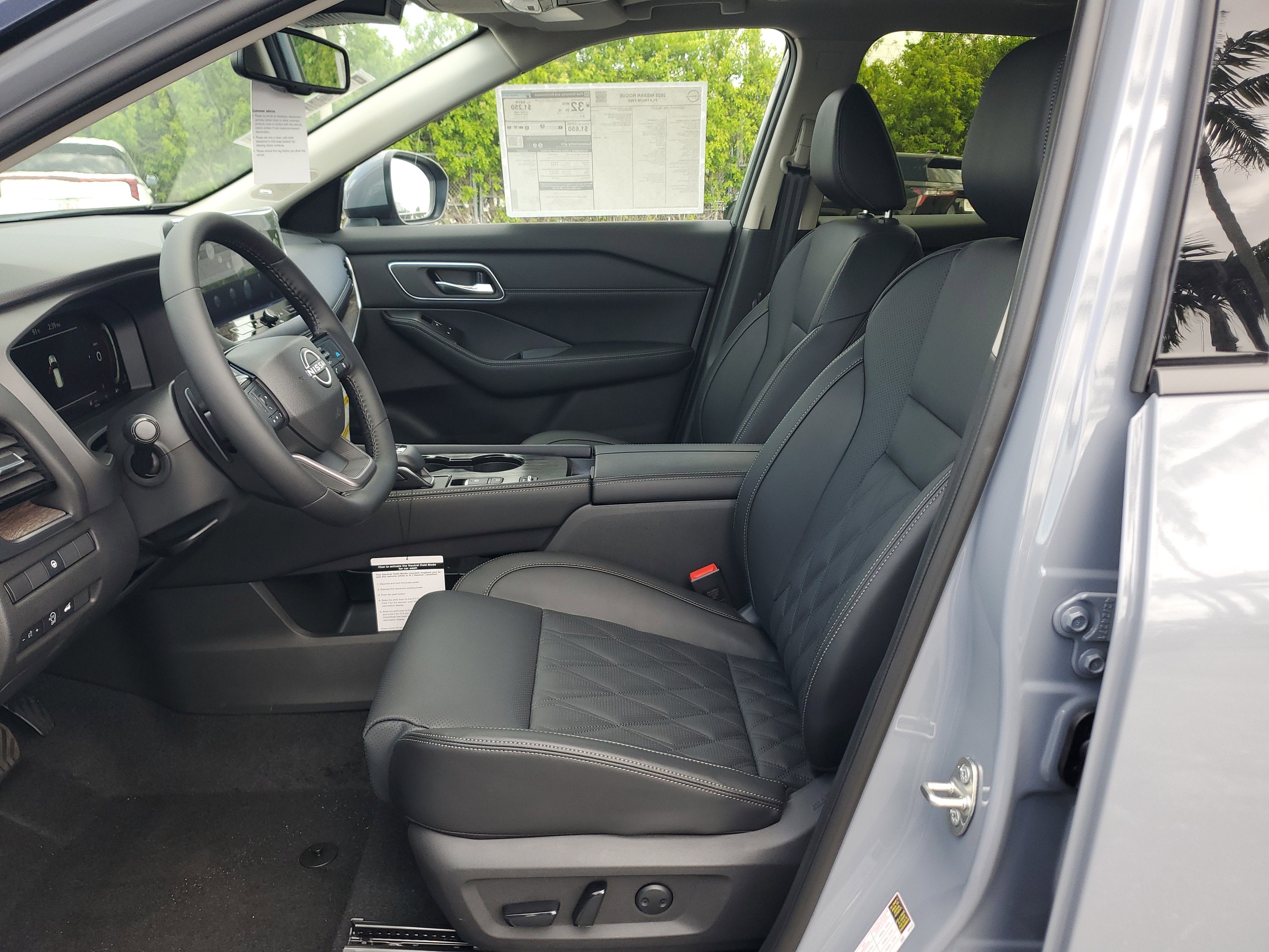 2025 Nissan Rogue Platinum