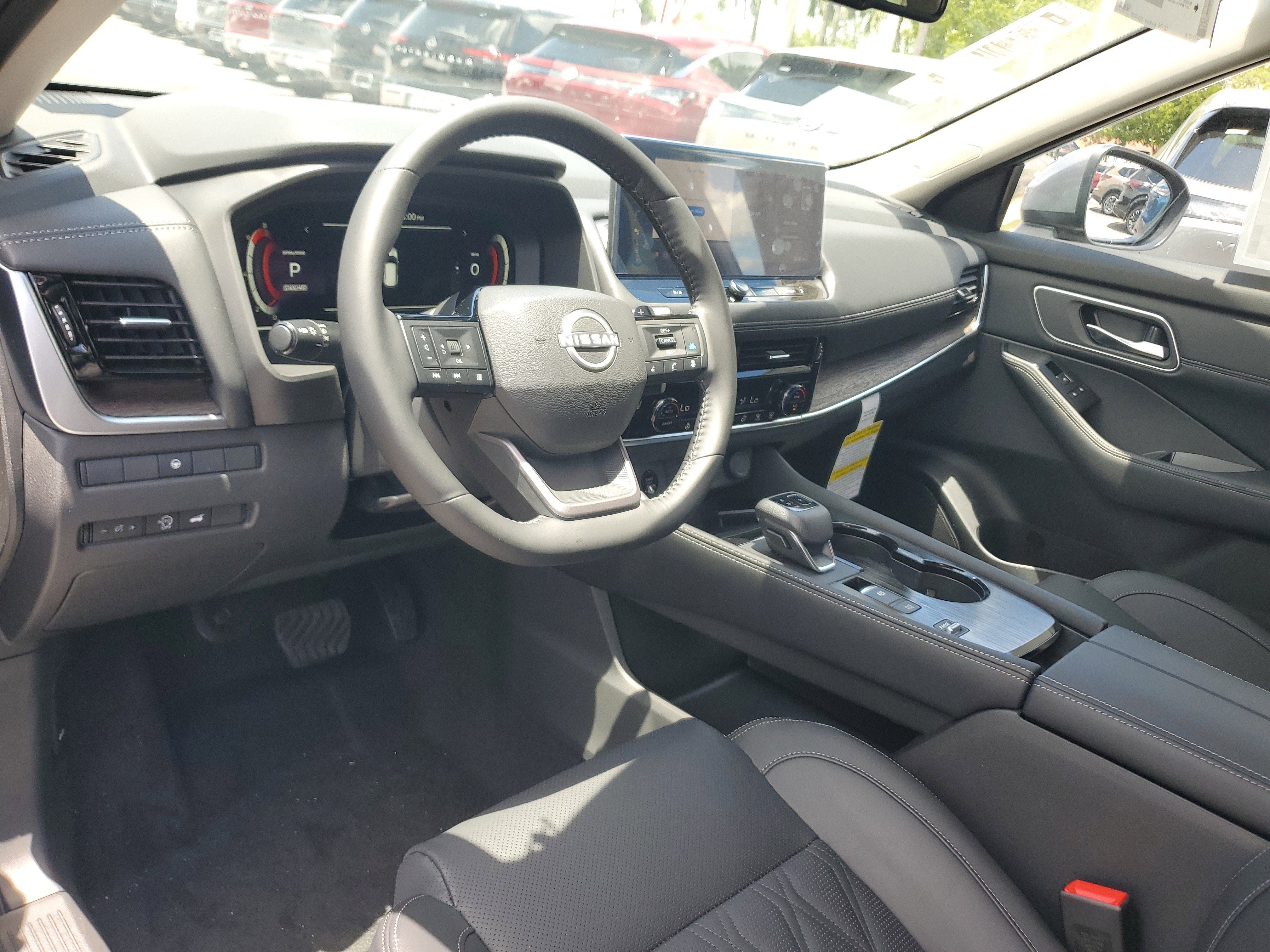 2025 Nissan Rogue Platinum