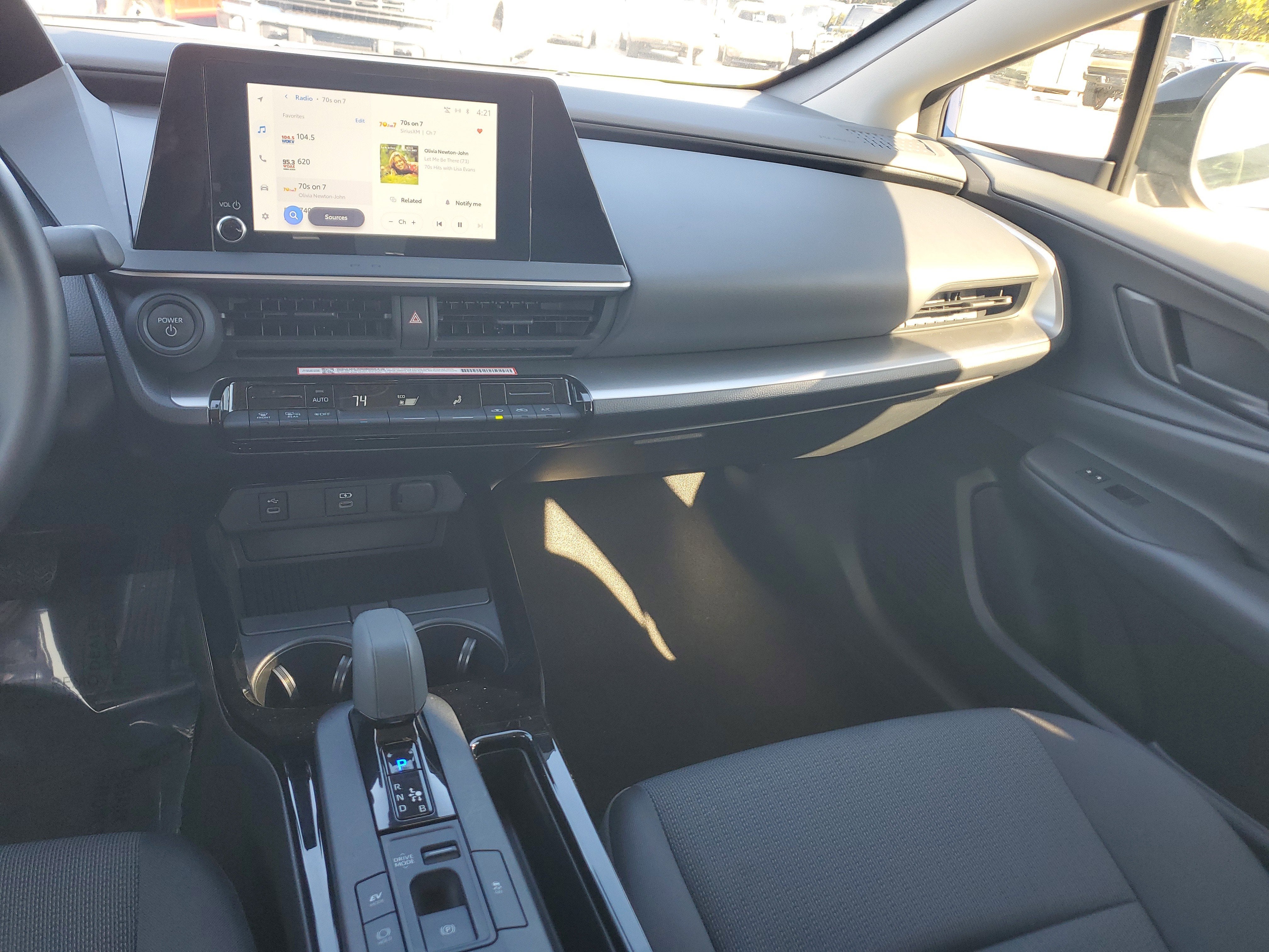 2025 Toyota Prius LE