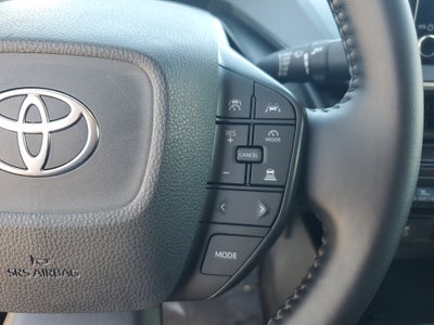 2025 Toyota Prius LE