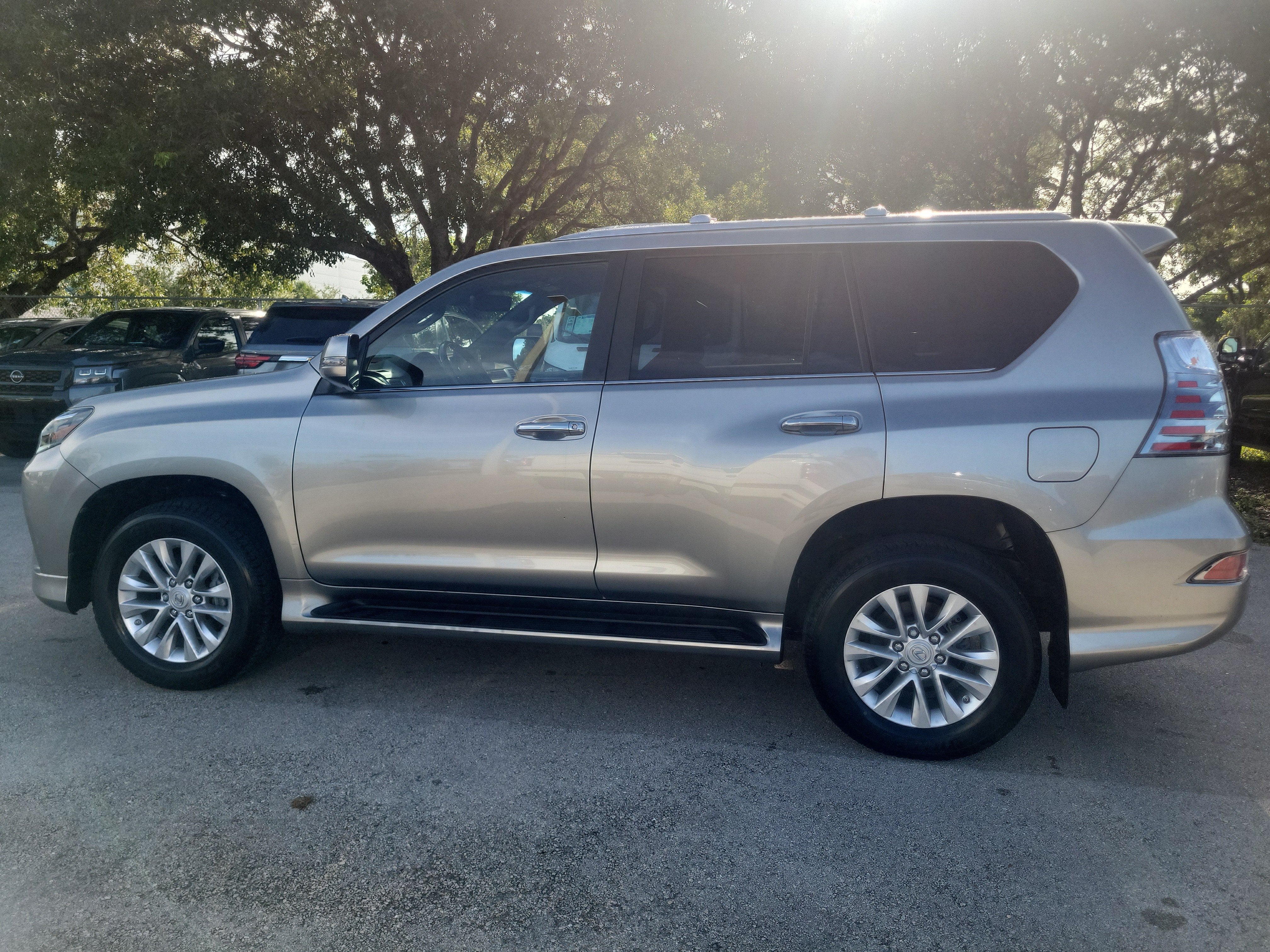 2022 Lexus GX GX 460 Premium 4WD