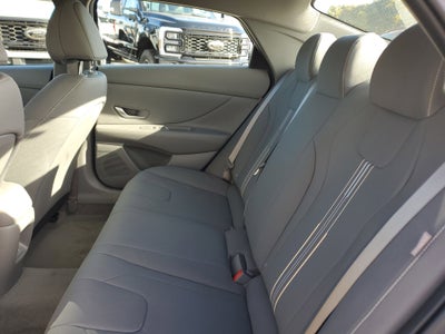 2025 Hyundai Elantra SEL Sport