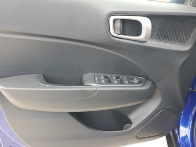 2021 Hyundai Venue SE