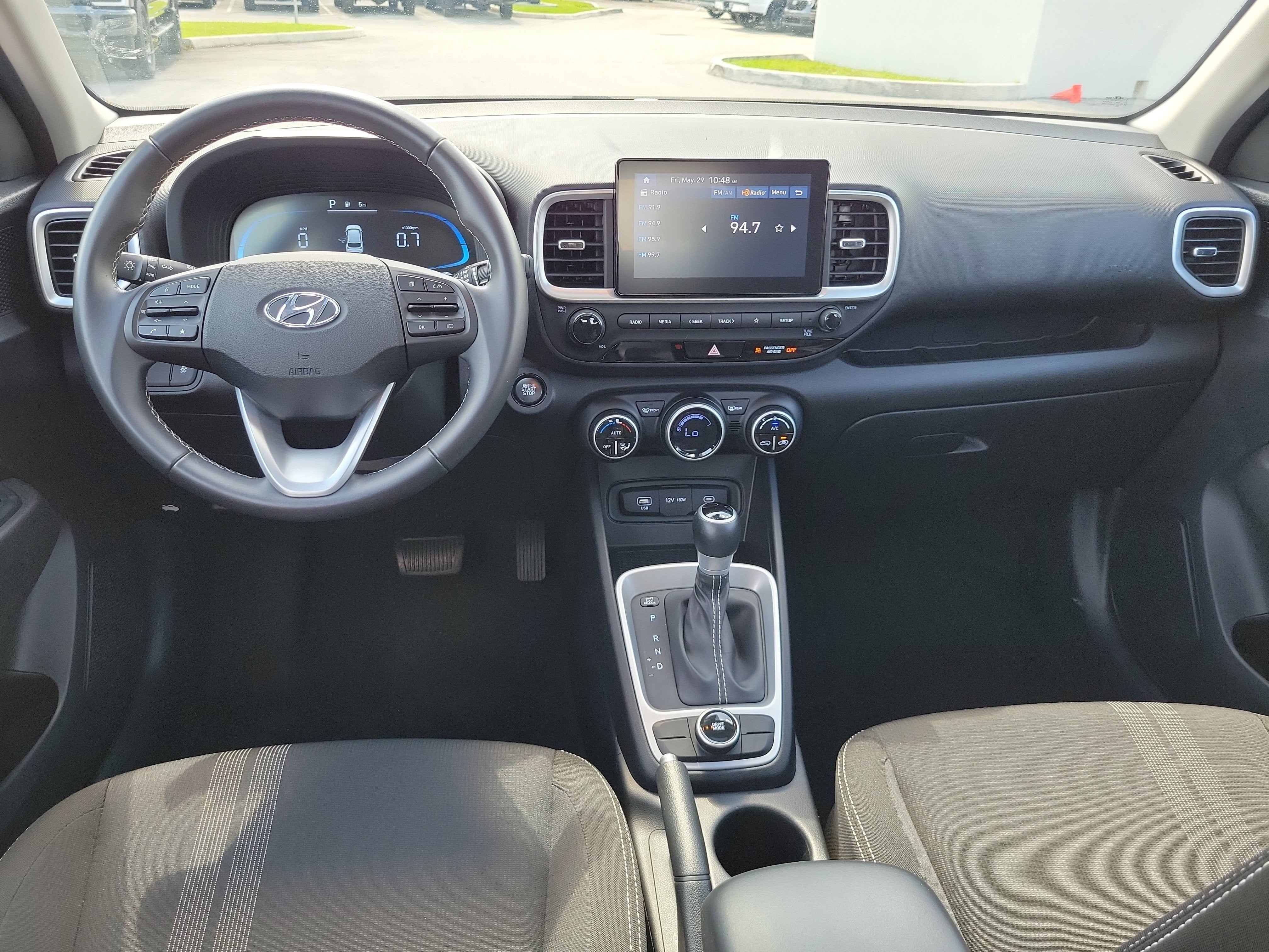 2025 Hyundai Venue SEL