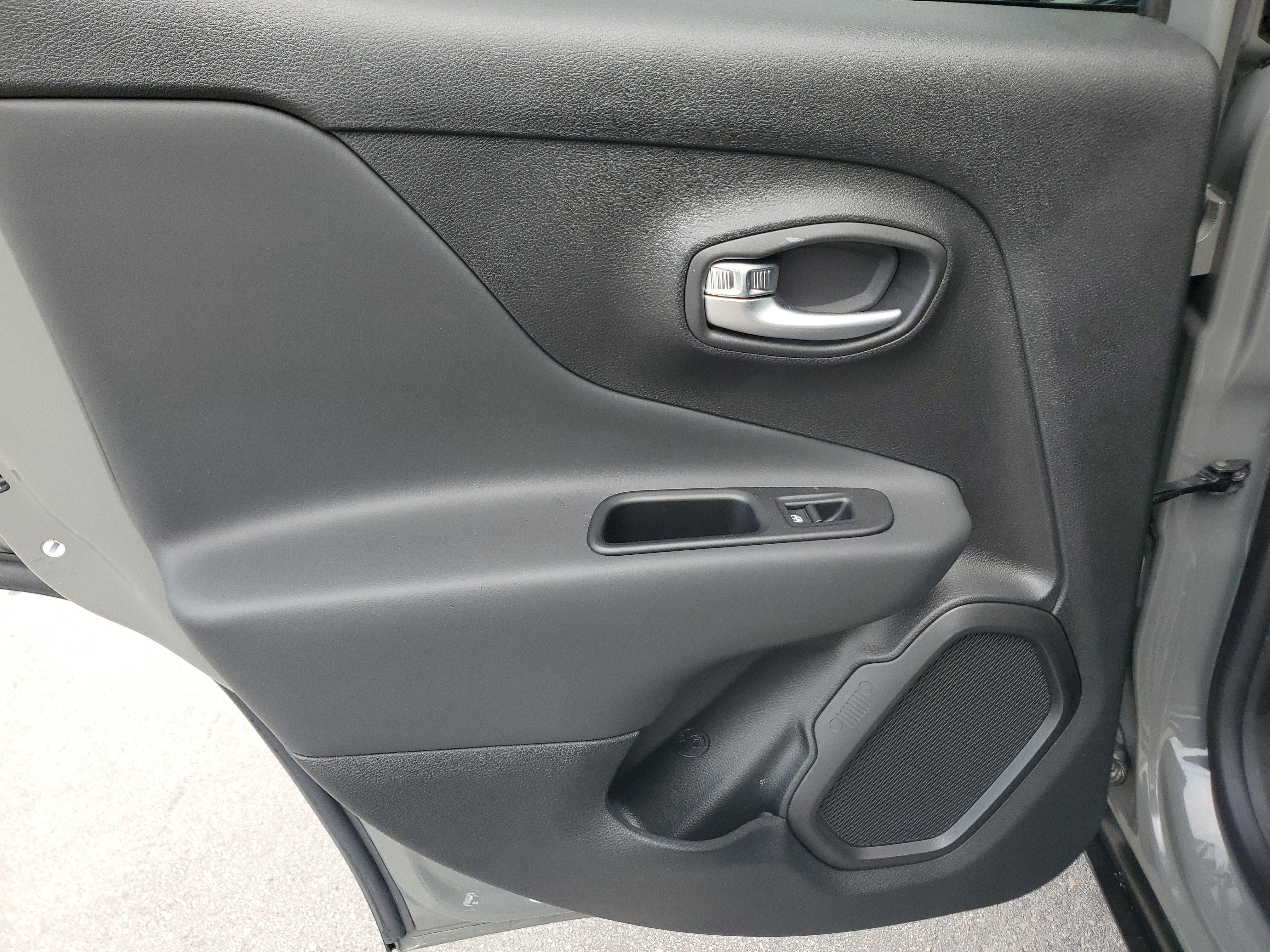 2022 Jeep Renegade Altitude 4WD