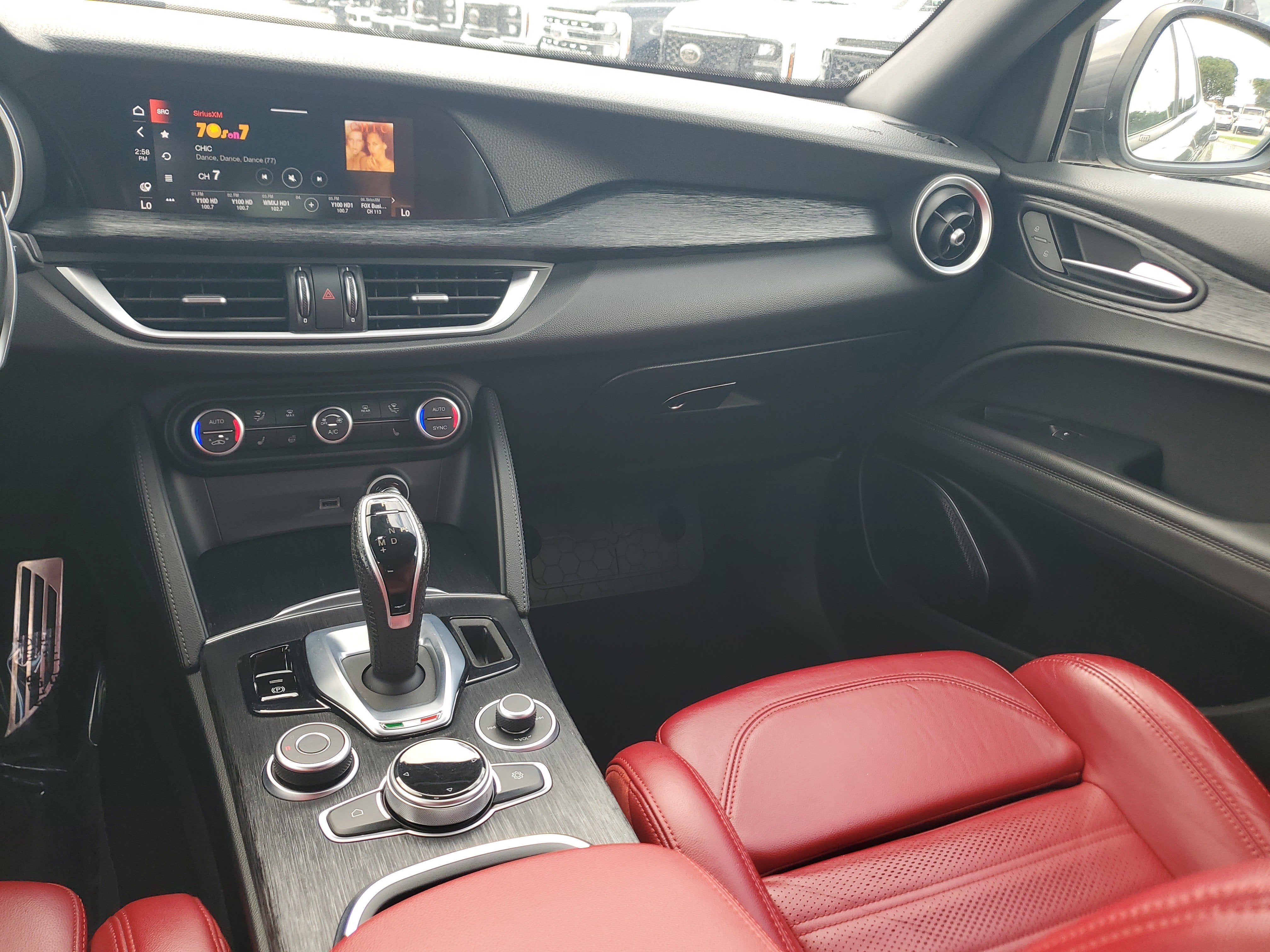 2022 Alfa Romeo Stelvio Sprint 4WD