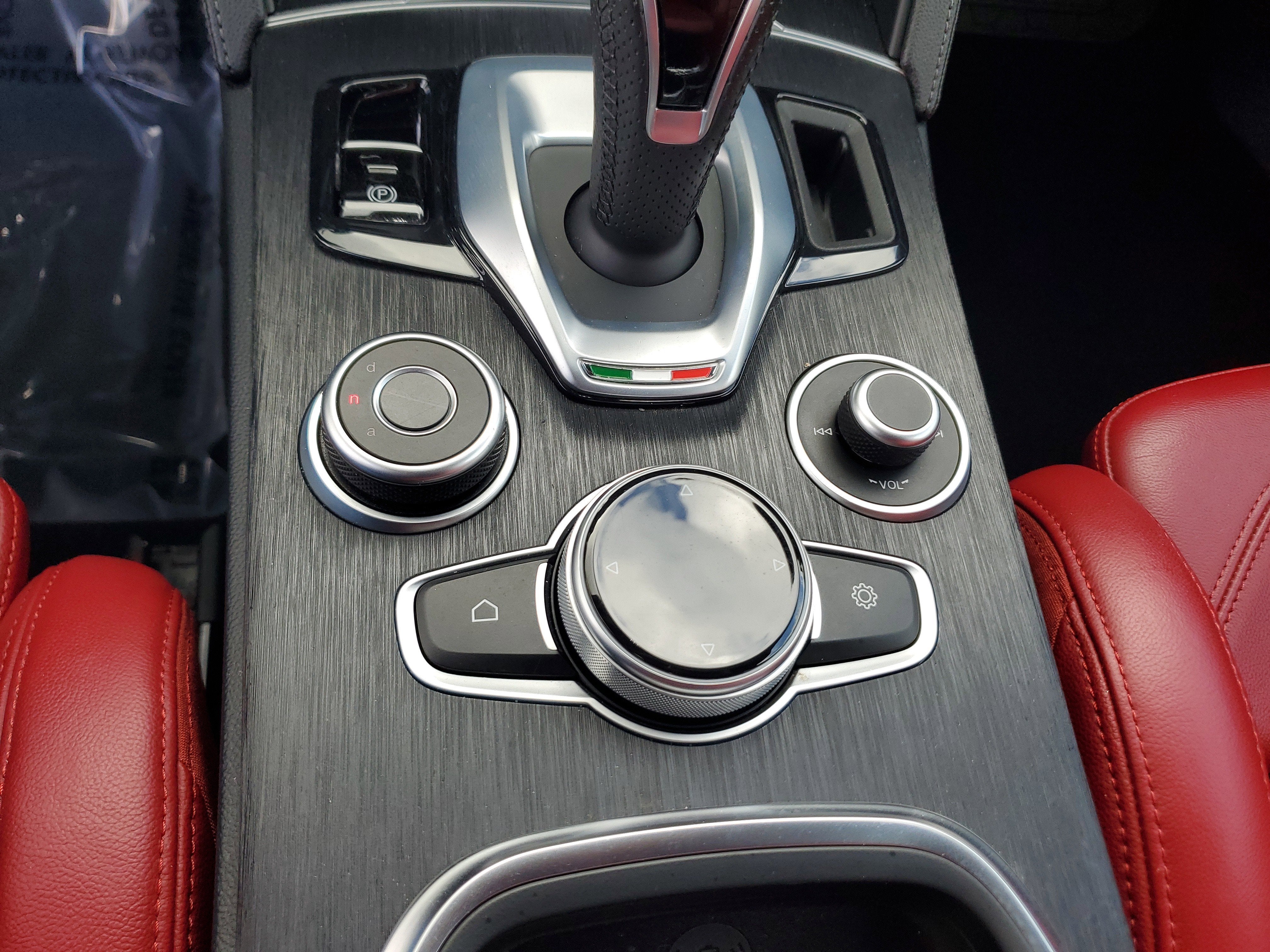 2022 Alfa Romeo Stelvio Sprint 4WD