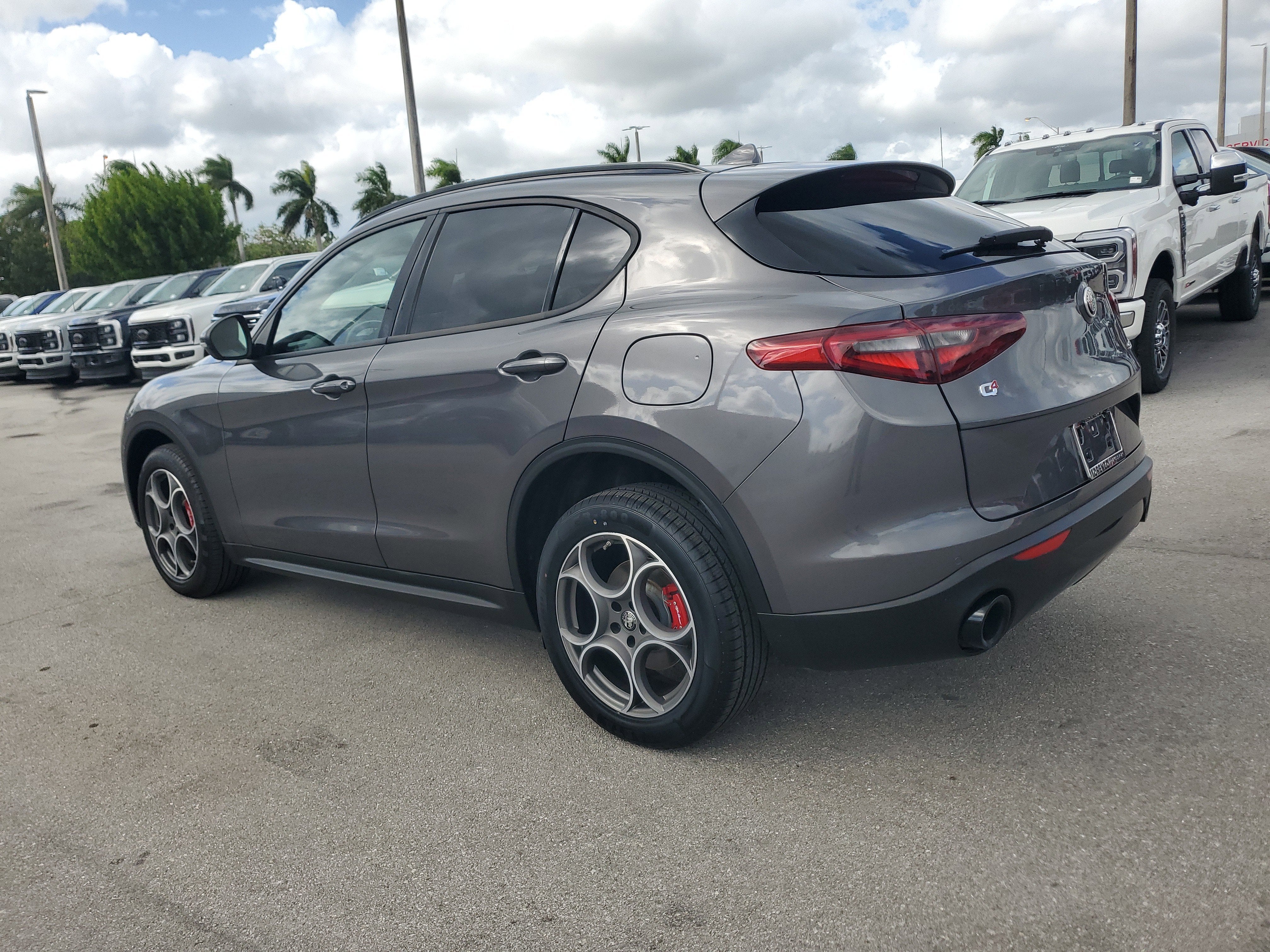 2022 Alfa Romeo Stelvio Sprint 4WD