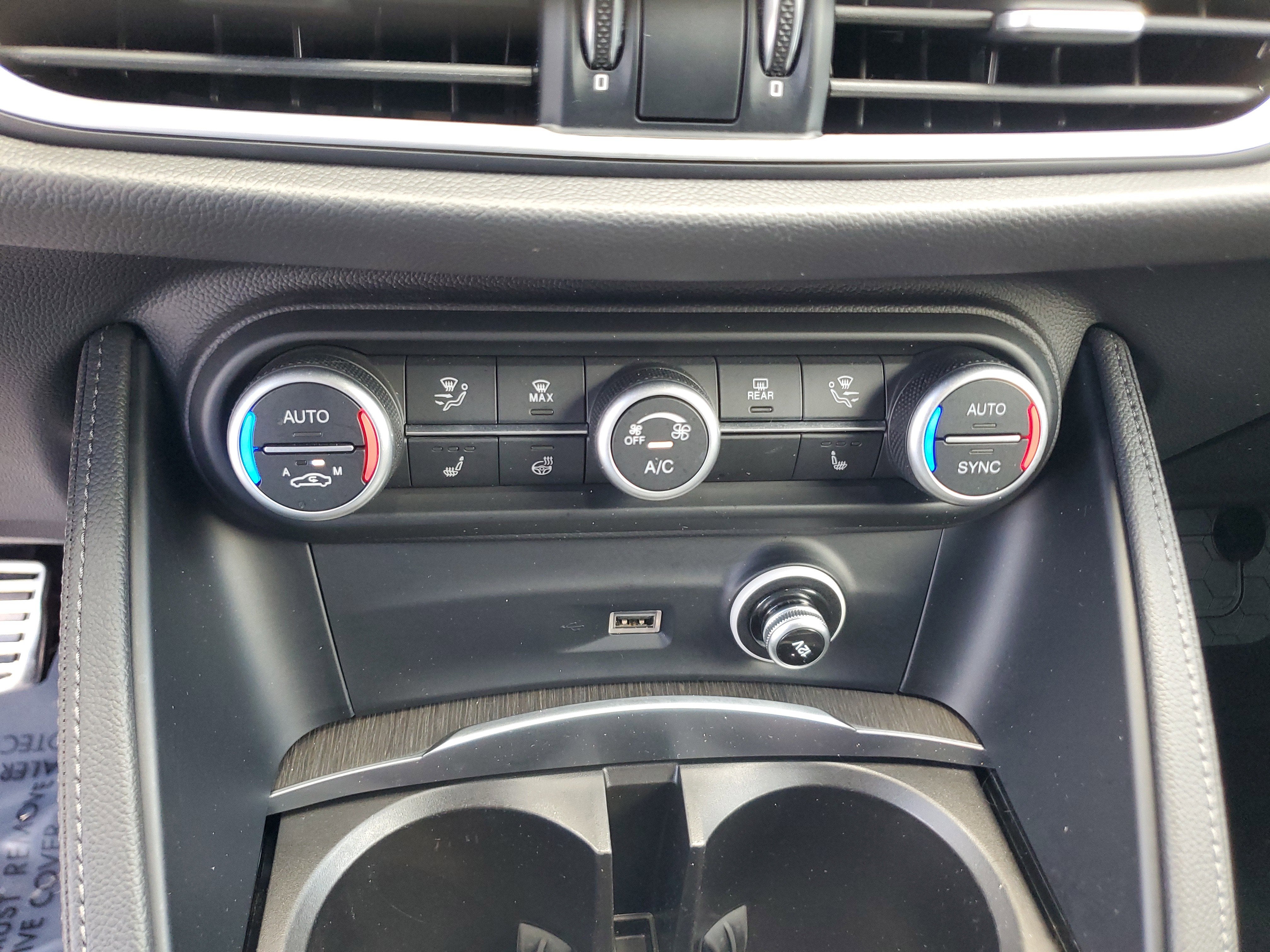 2022 Alfa Romeo Stelvio Ti