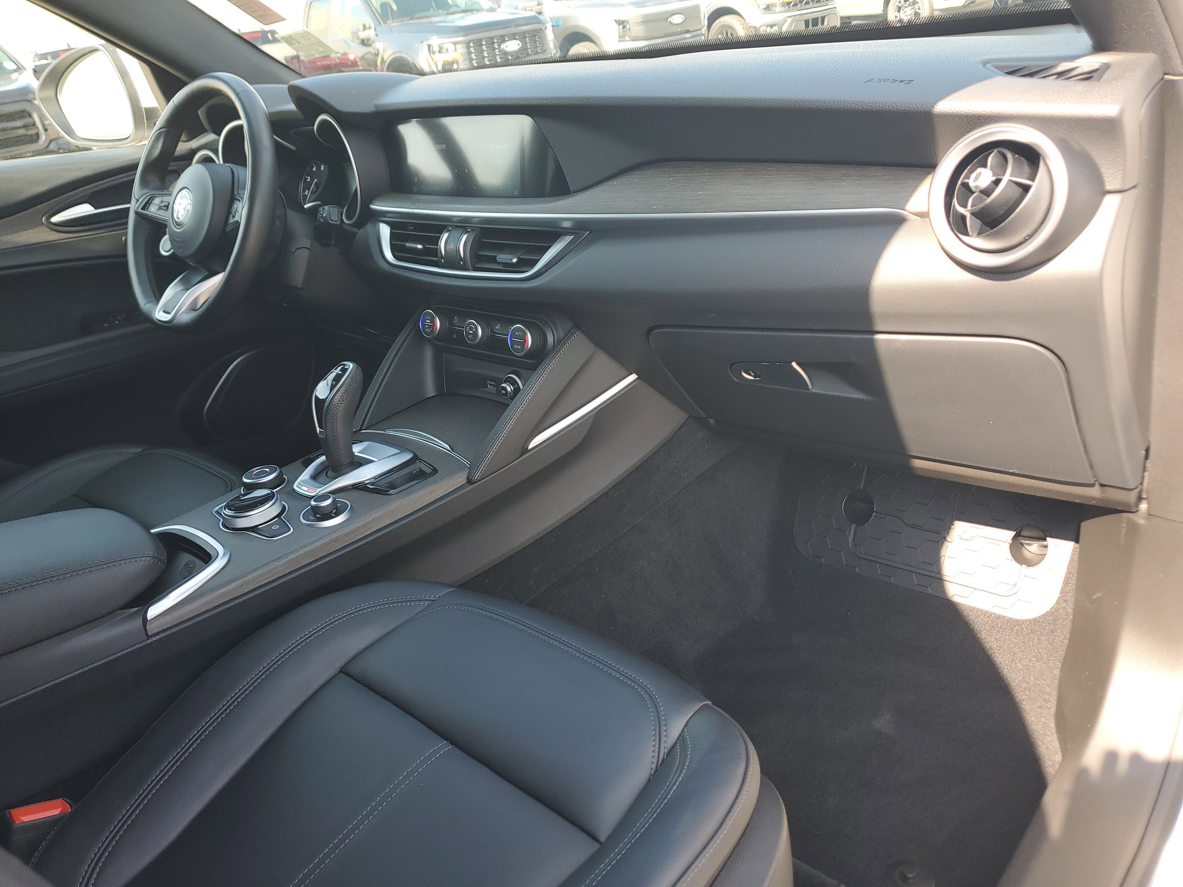 2022 Alfa Romeo Stelvio Ti