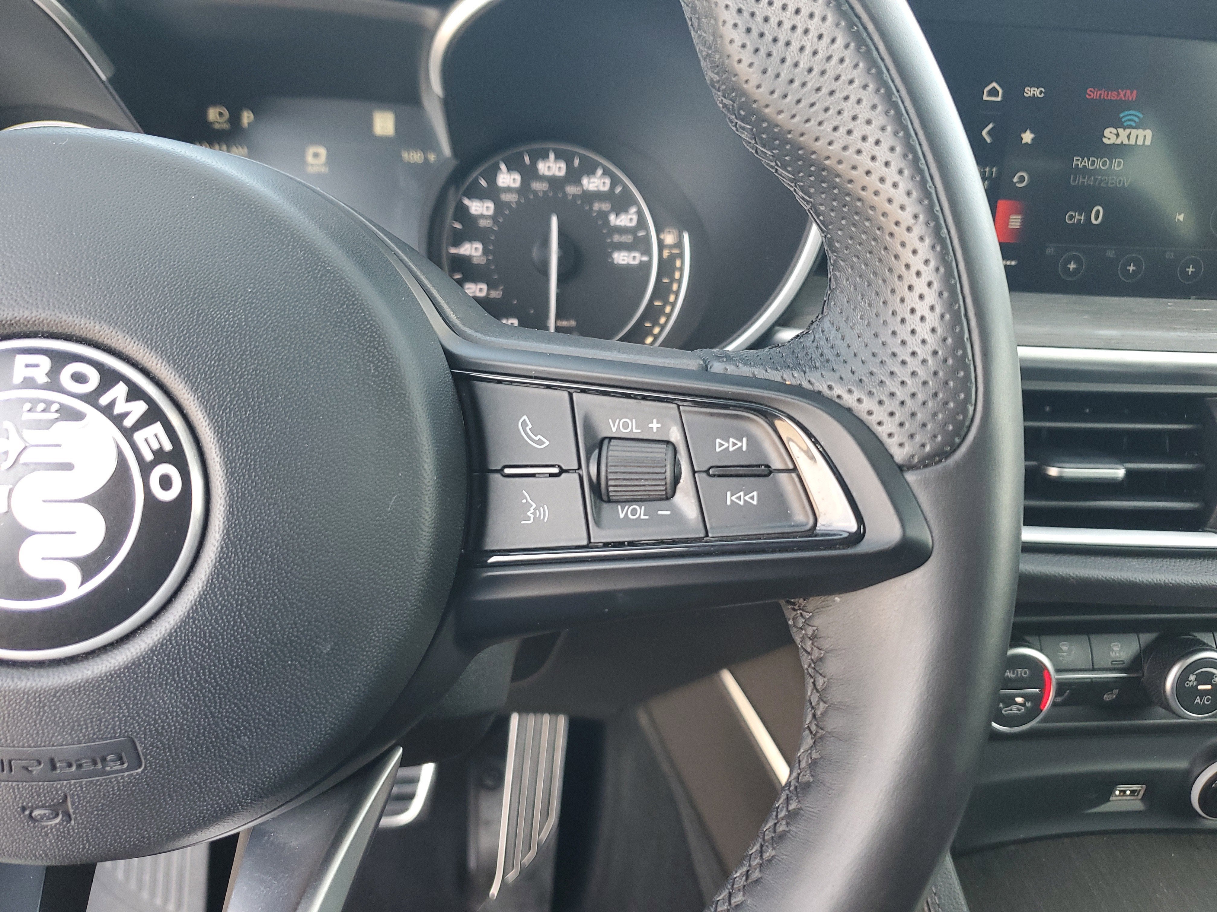 2022 Alfa Romeo Stelvio Ti