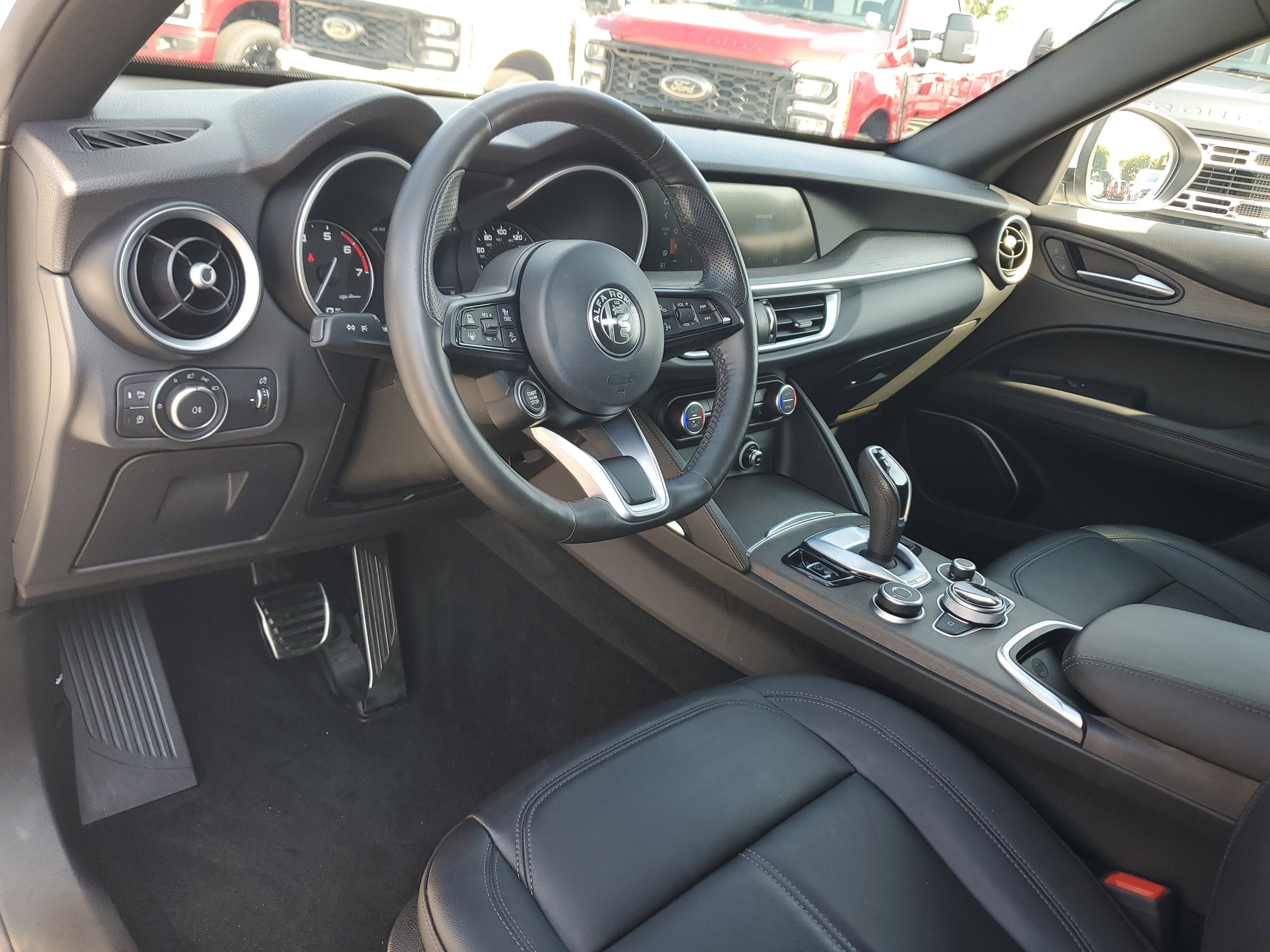 2022 Alfa Romeo Stelvio Ti