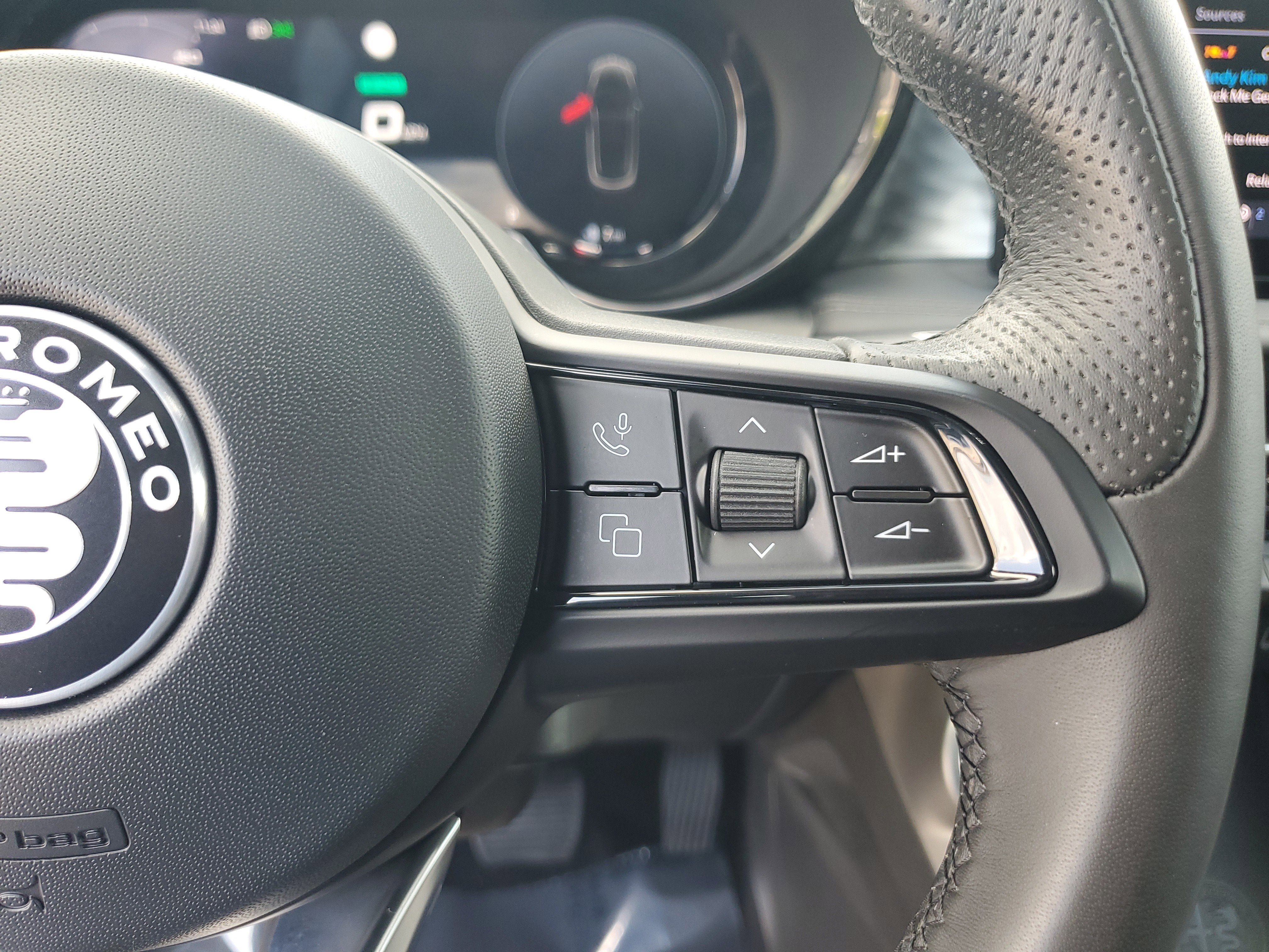 2024 Alfa Romeo Tonale Ti EAWD