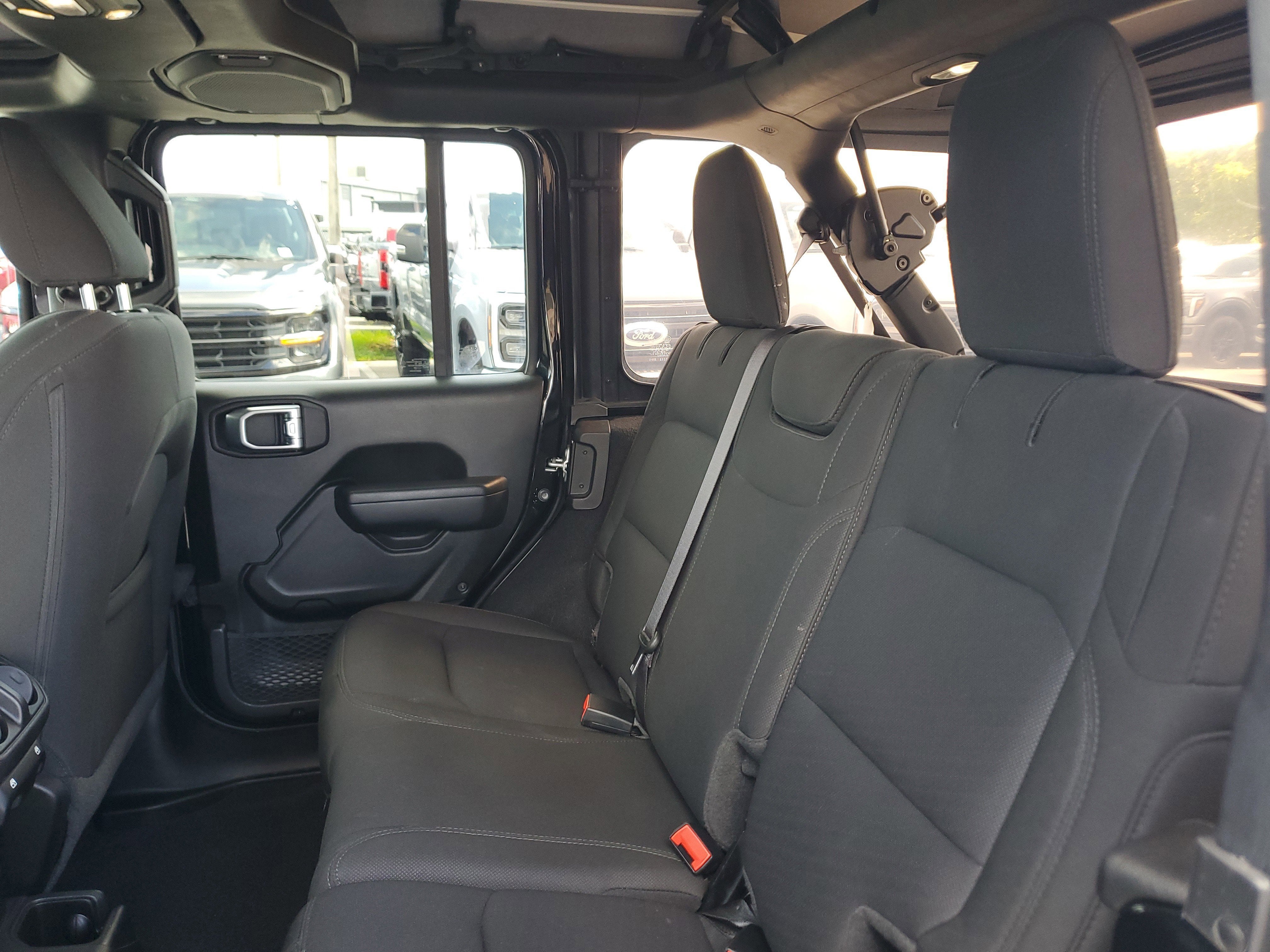 2022 Jeep Wrangler Unlimited Willys