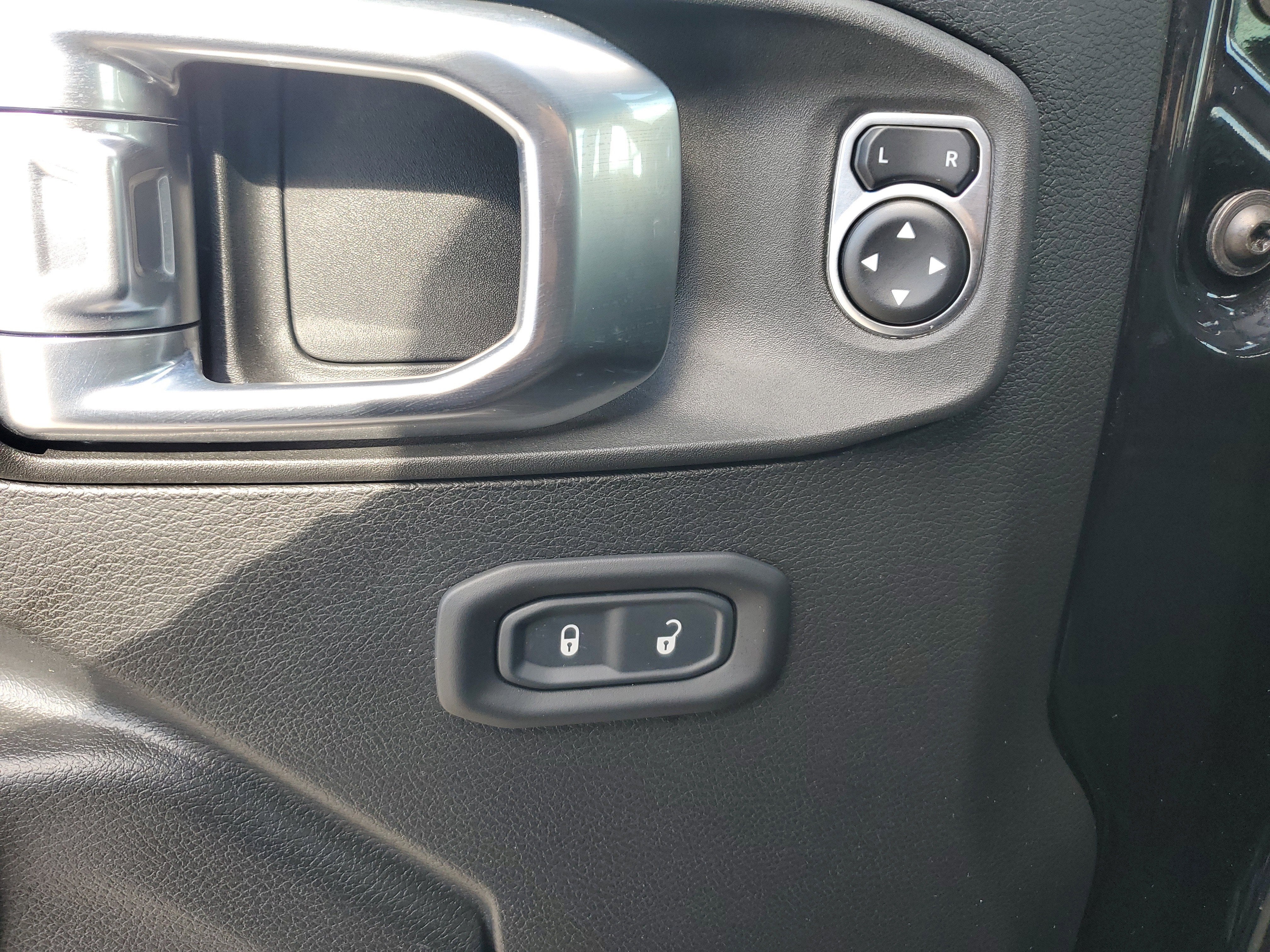 2022 Jeep Wrangler Unlimited Willys