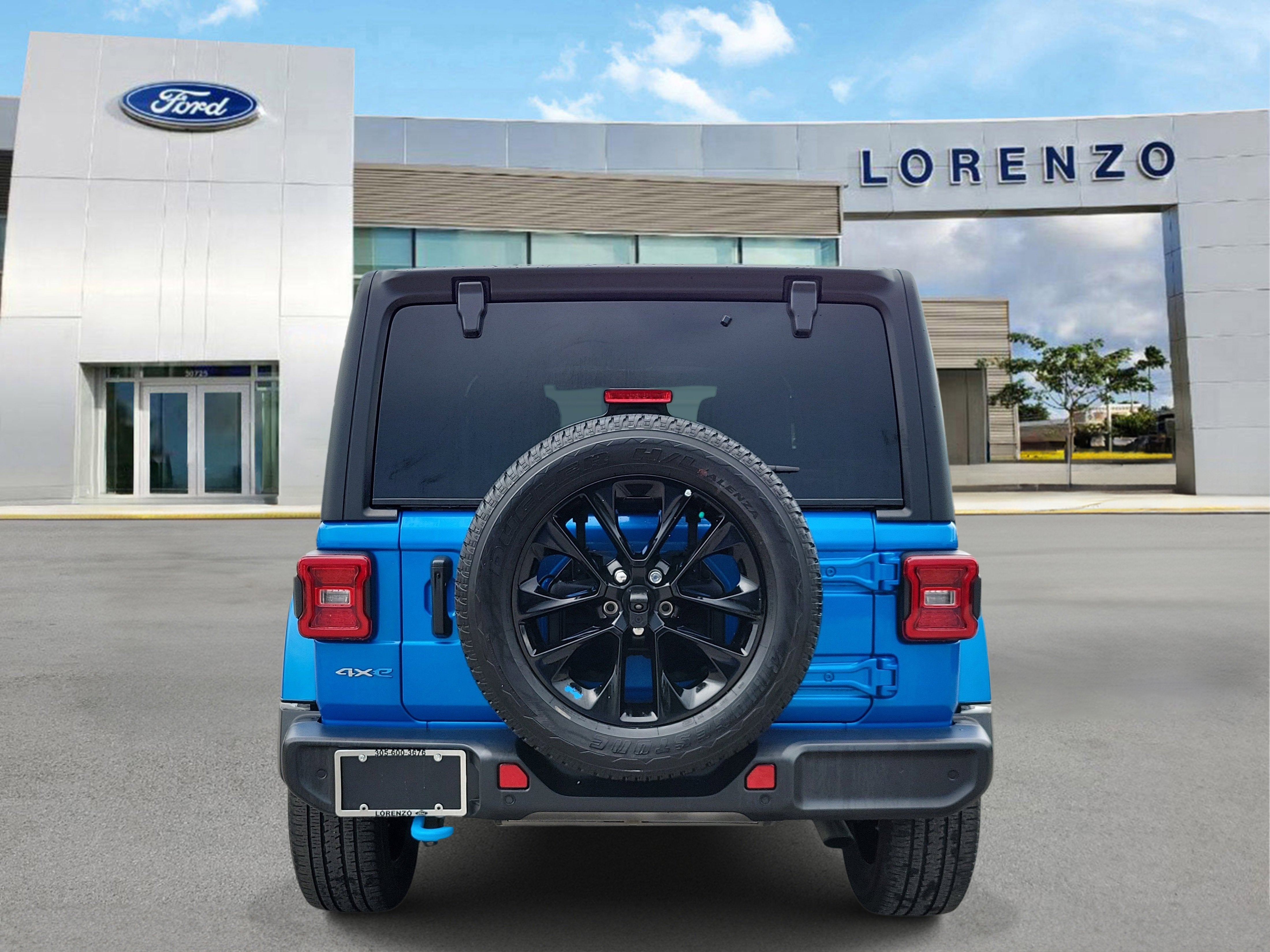 2023 Jeep Wrangler 4xe Sahara 4WD