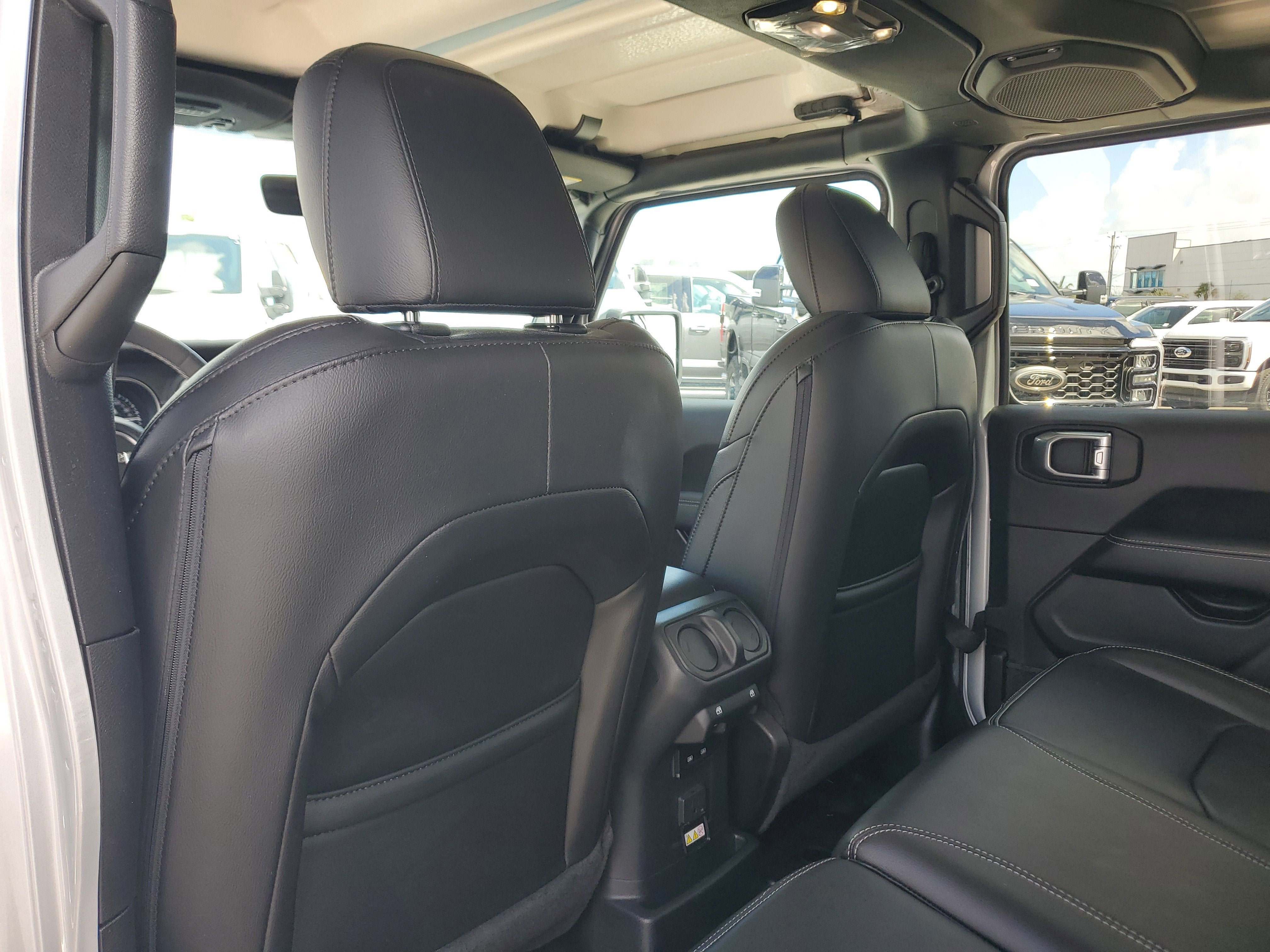 2023 Jeep Wrangler 4xe Sahara 4WD