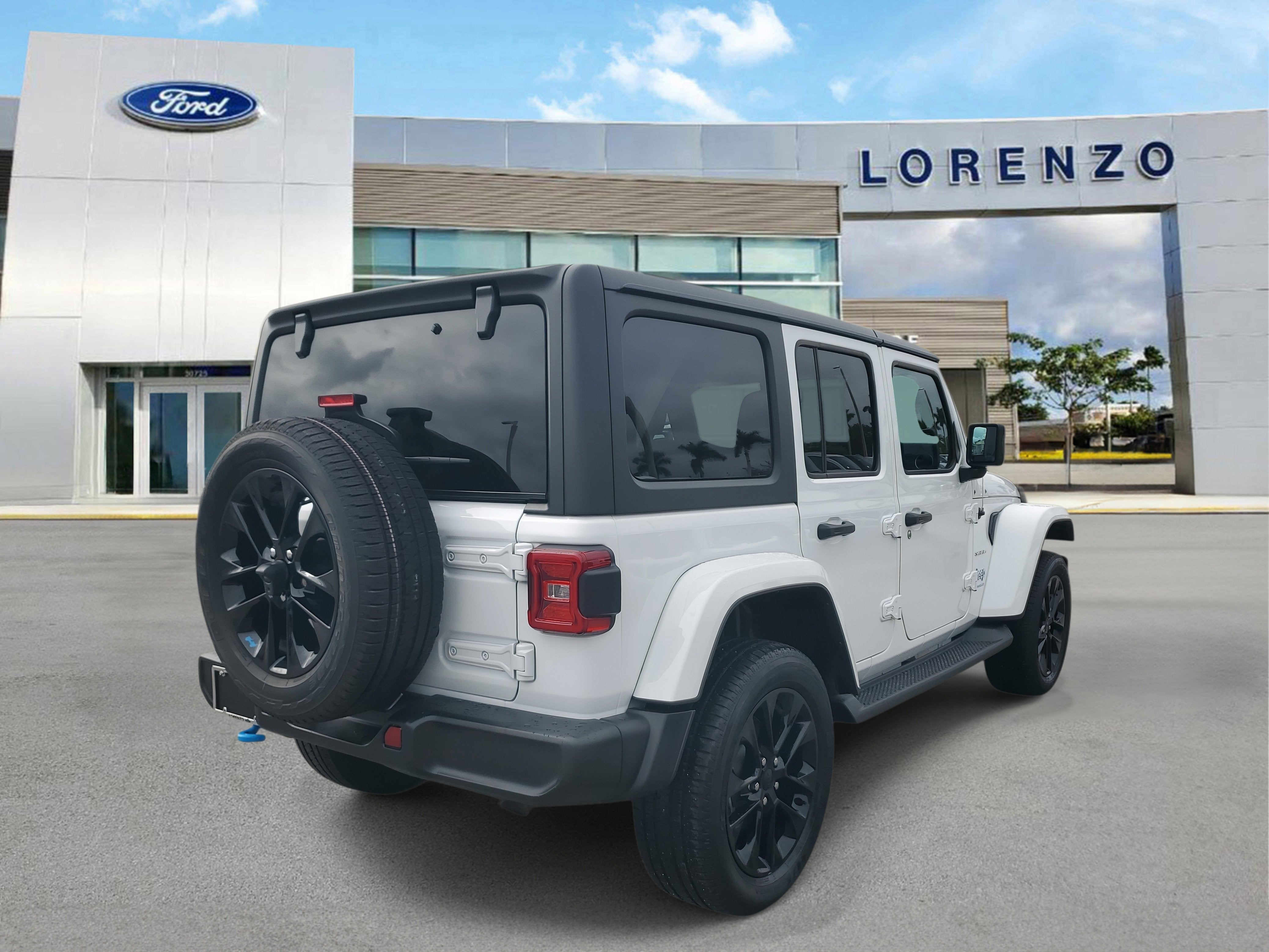 2023 Jeep Wrangler 4xe Sahara 4WD