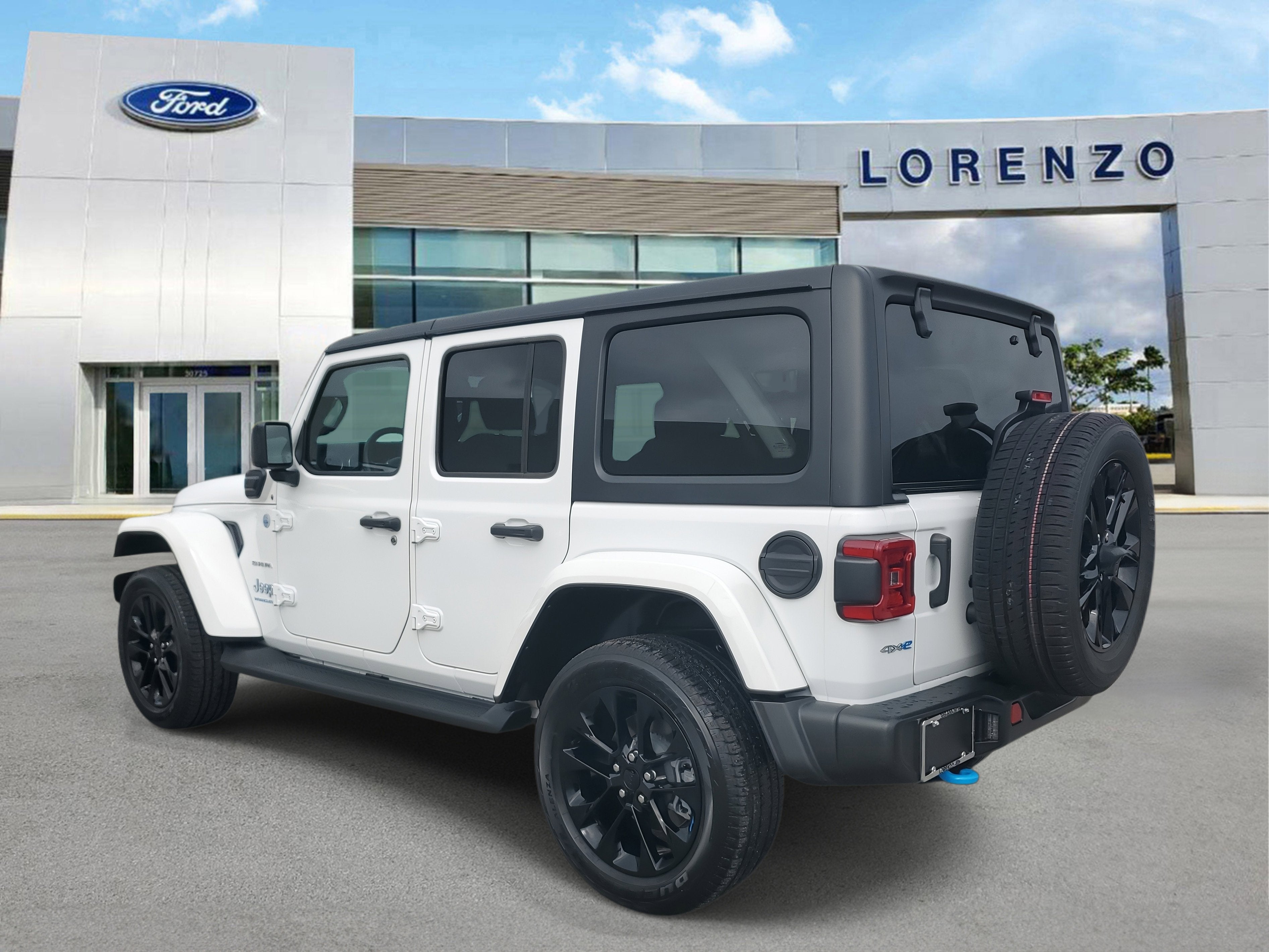 2023 Jeep Wrangler 4xe Sahara 4WD
