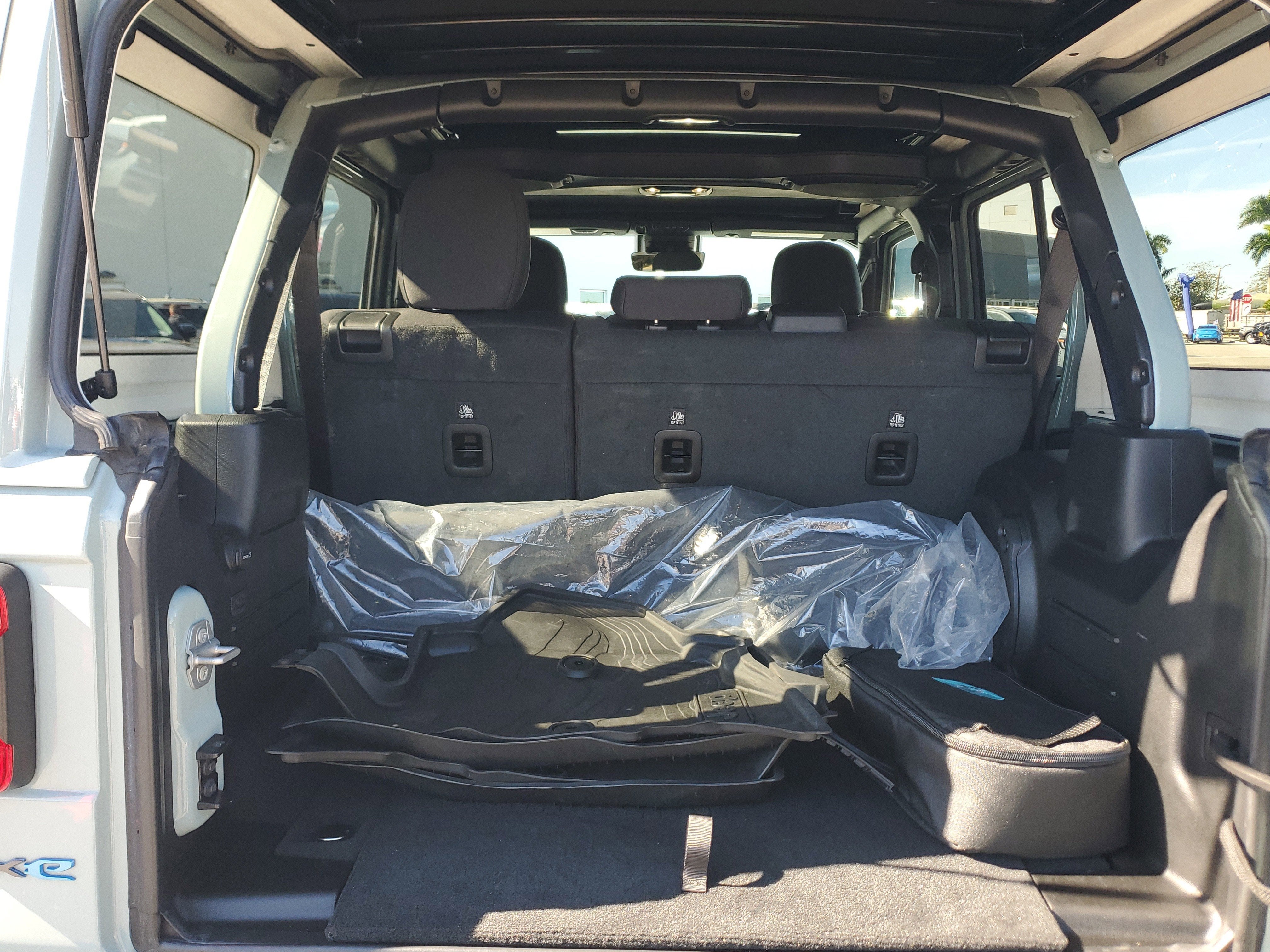 2023 Jeep Wrangler 4xe Rubicon 4WD