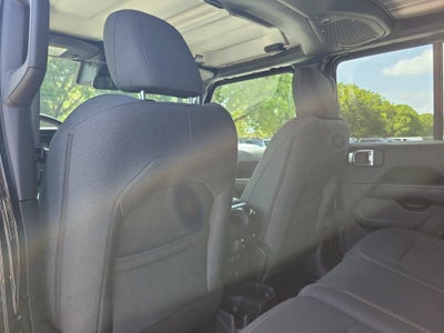 2025 Jeep Wrangler Sahara 4WD