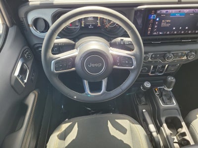 2025 Jeep Wrangler Sahara 4WD