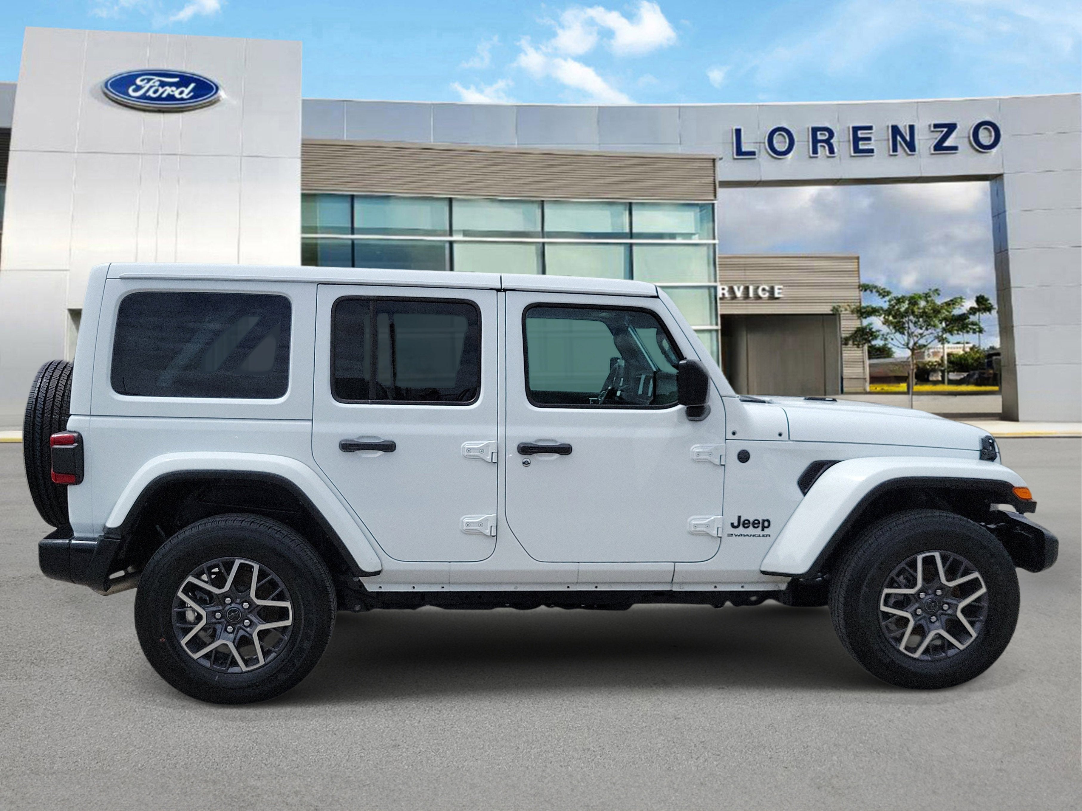2025 Jeep Wrangler Sahara 4WD