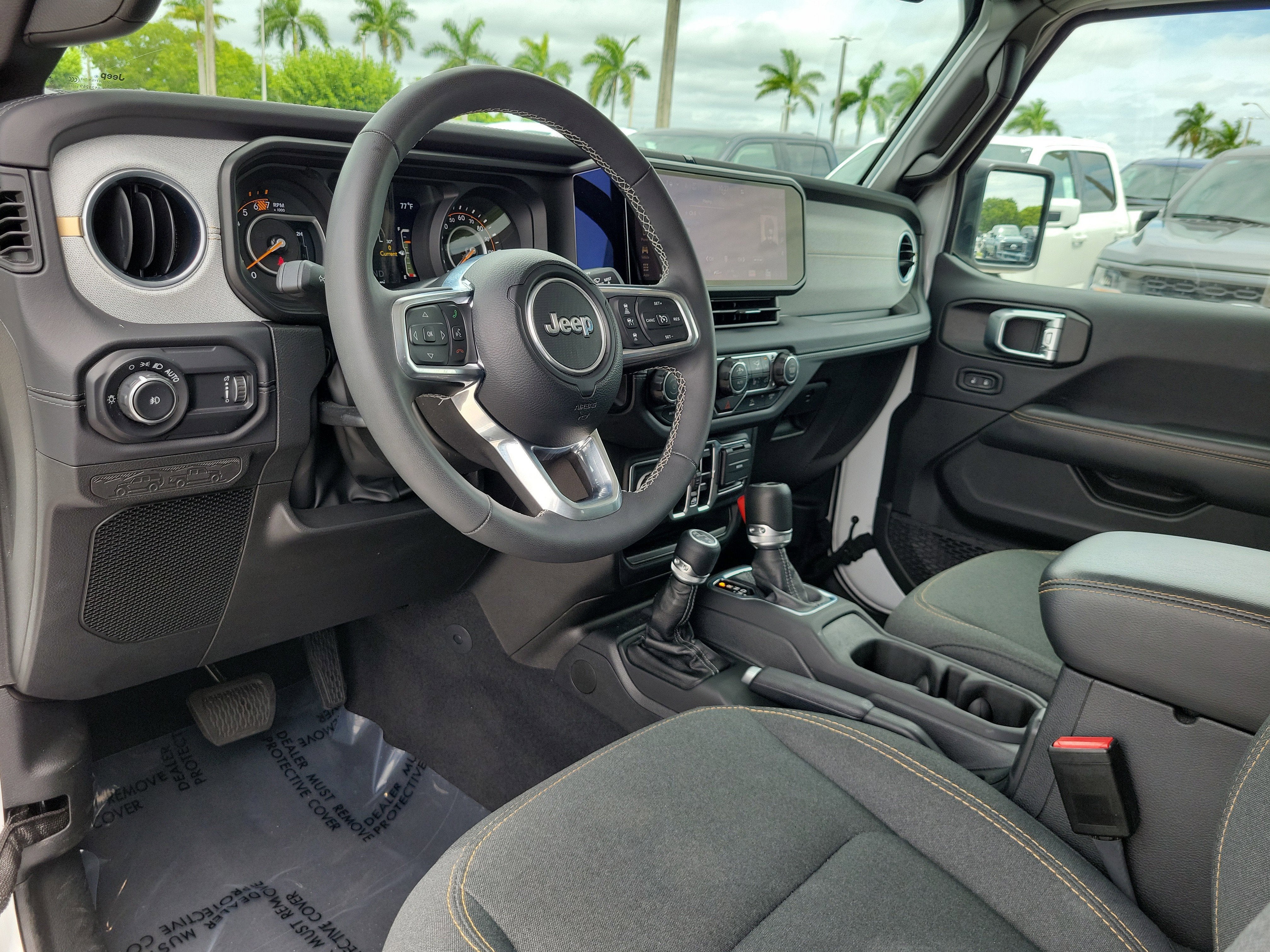 2025 Jeep Wrangler Sahara 4WD