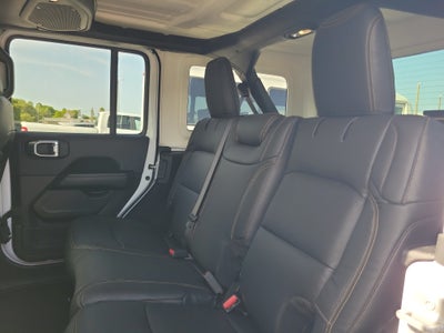 2025 Jeep Wrangler Sahara 4WD