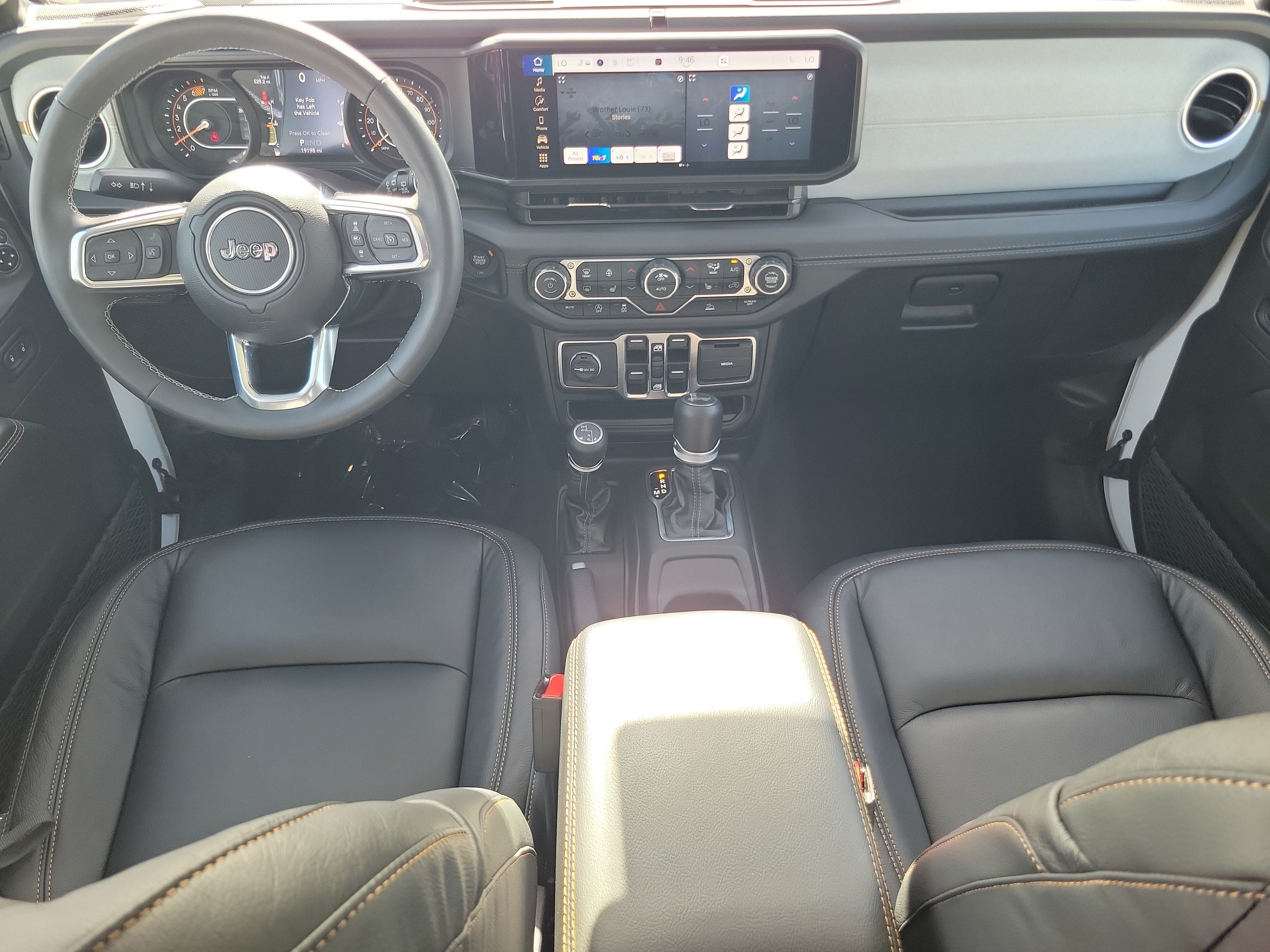 2025 Jeep Wrangler Sahara 4WD