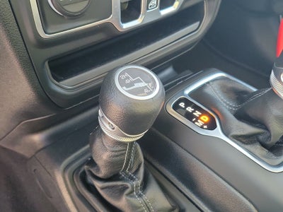 2025 Jeep Wrangler Sahara 4WD