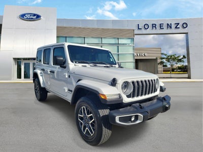 2025 Jeep Wrangler Sahara 4WD