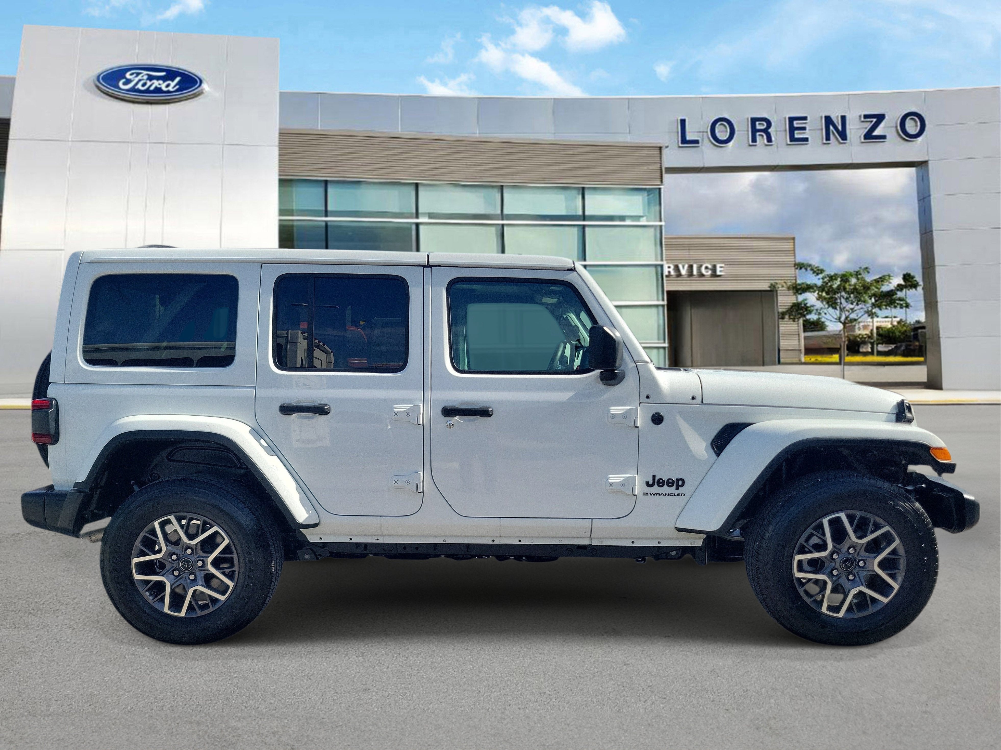 2025 Jeep Wrangler Sahara 4WD