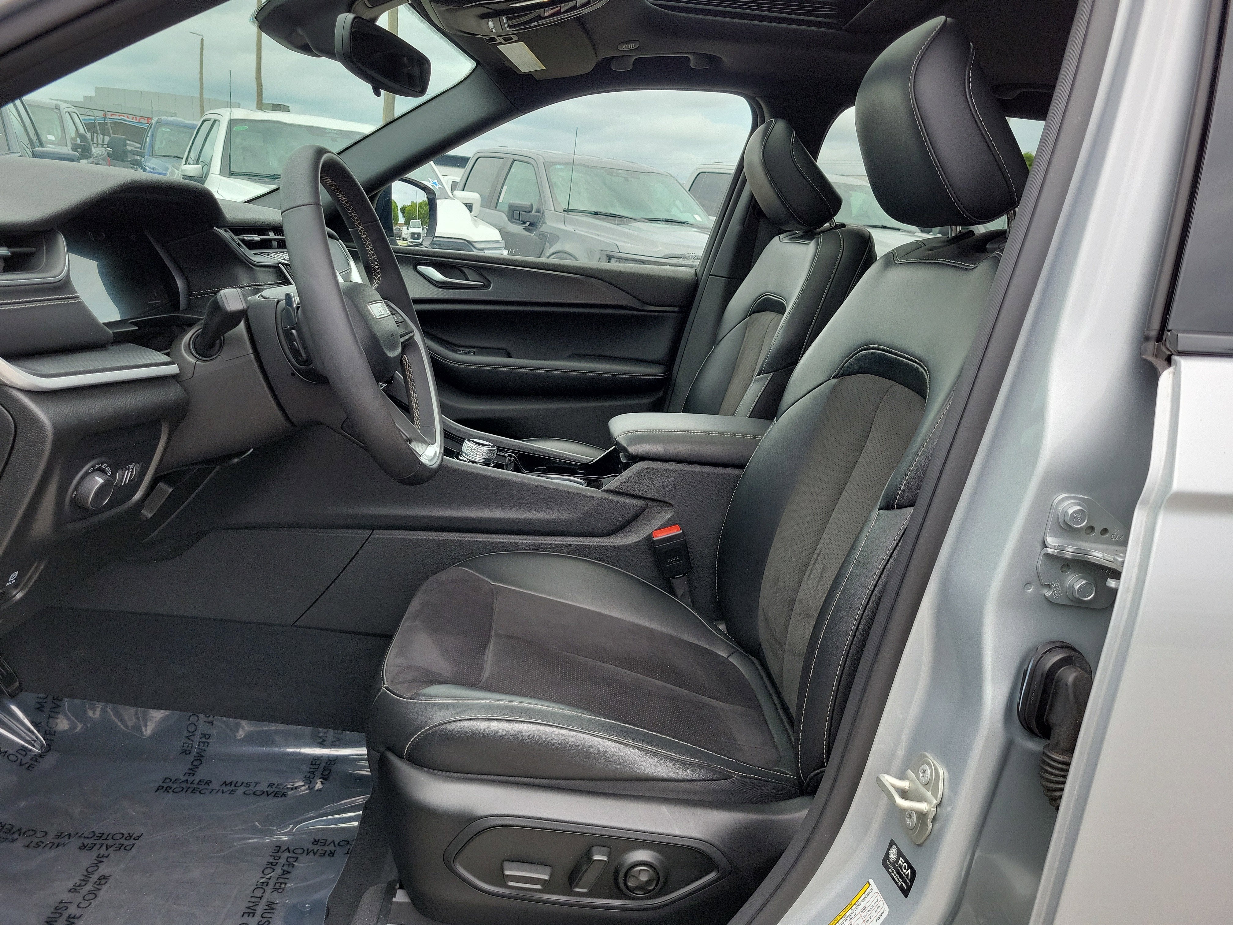 2023 Jeep Grand Cherokee Altitude X 4WD