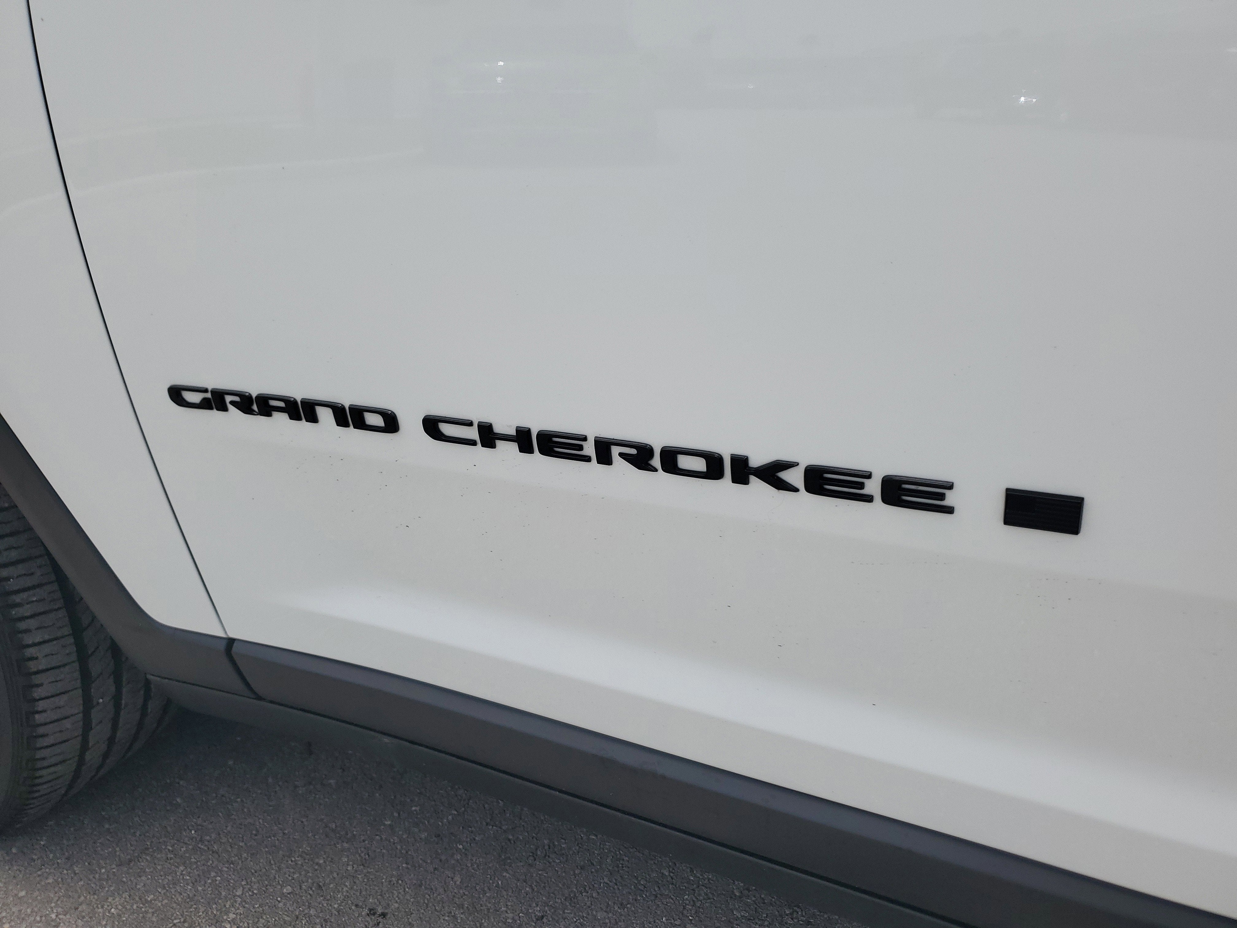 2024 Jeep Grand Cherokee L Altitude X 4WD